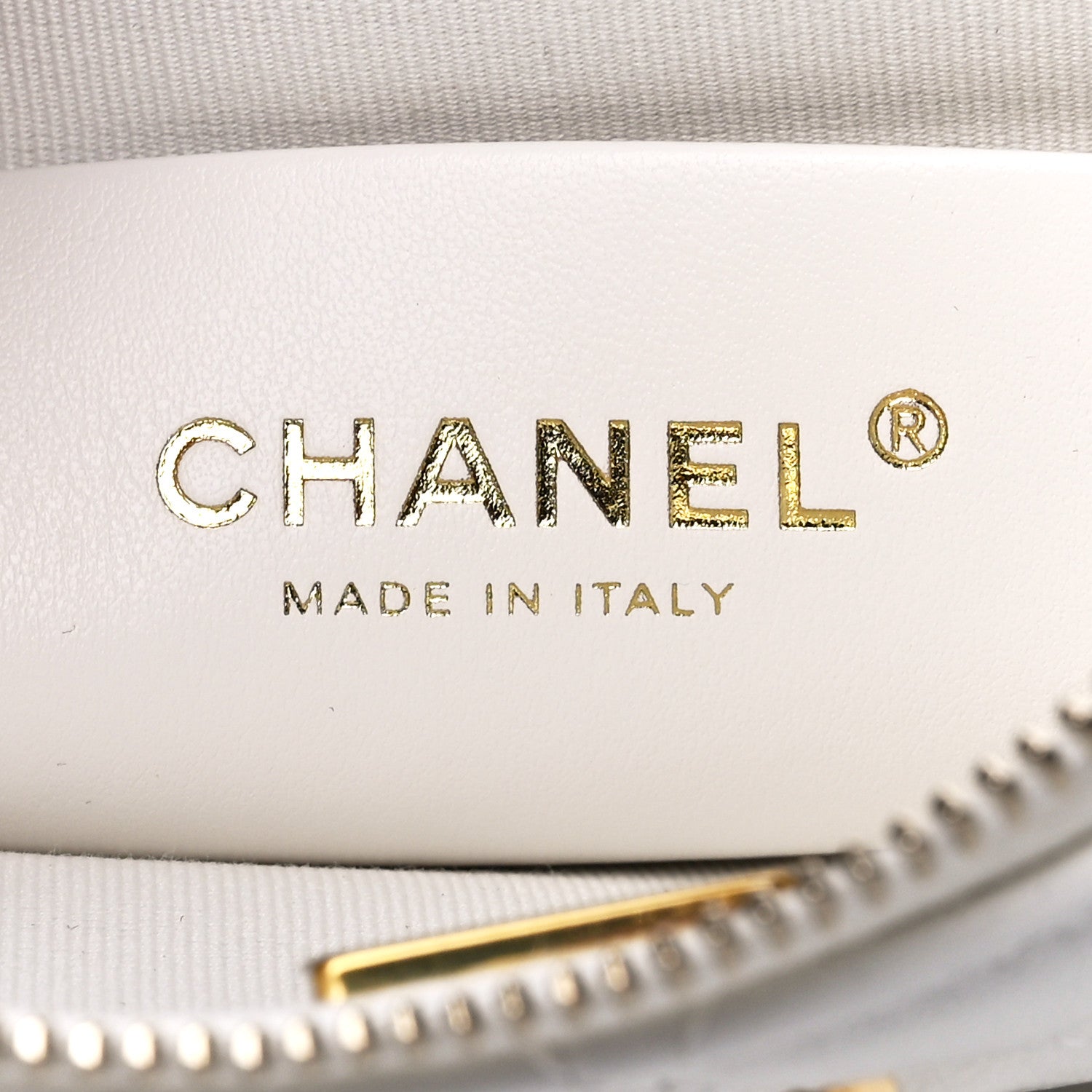 Chanel Shiny Crumpled Lambskin Quilted Trendy Chain Around Hobo White 7 of 12