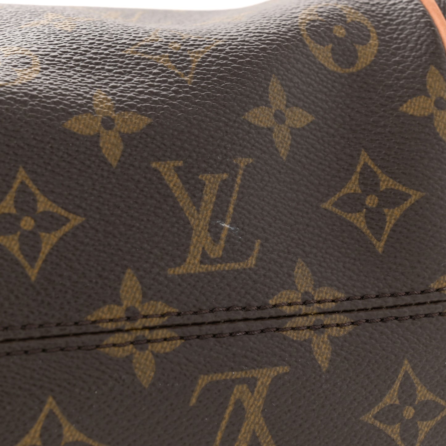 Monogram Totally PM