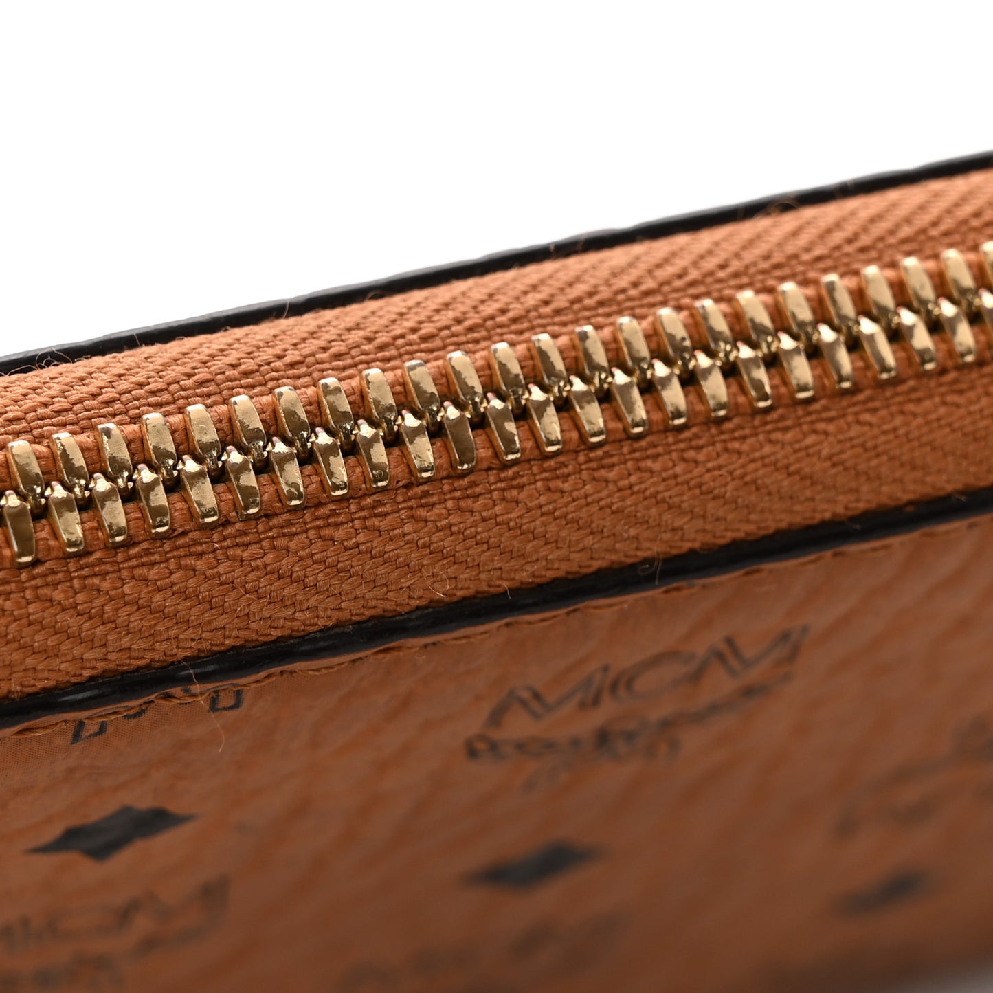 Visetos Large Zip Around Wallet Cognac