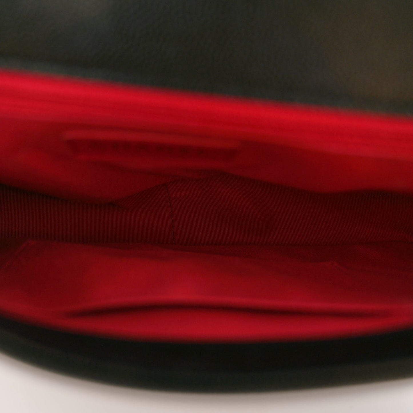 Caviar Quilted Medium Fashion Therapy Flap Bag Black