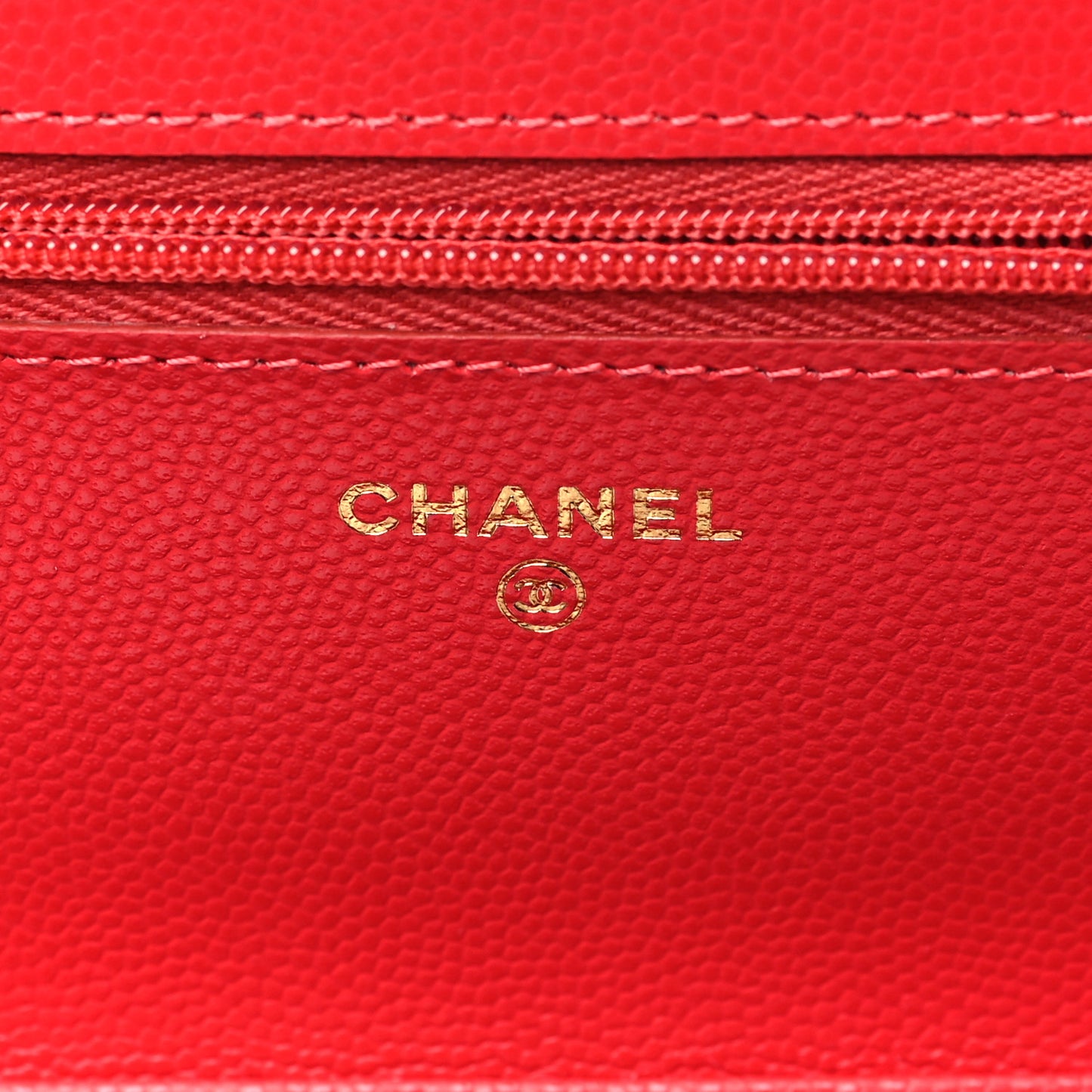Caviar Quilted Wallet On Chain WOC Red