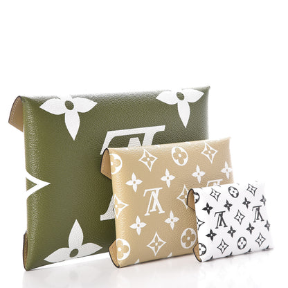 Louis Vuitton Monogram Giant Kirigami Pochette Set 3 of 7