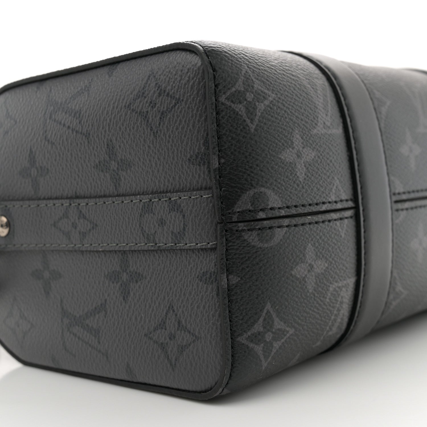Louis Vuitton Reverse Monogram Eclipse City Keepall 7 of 9