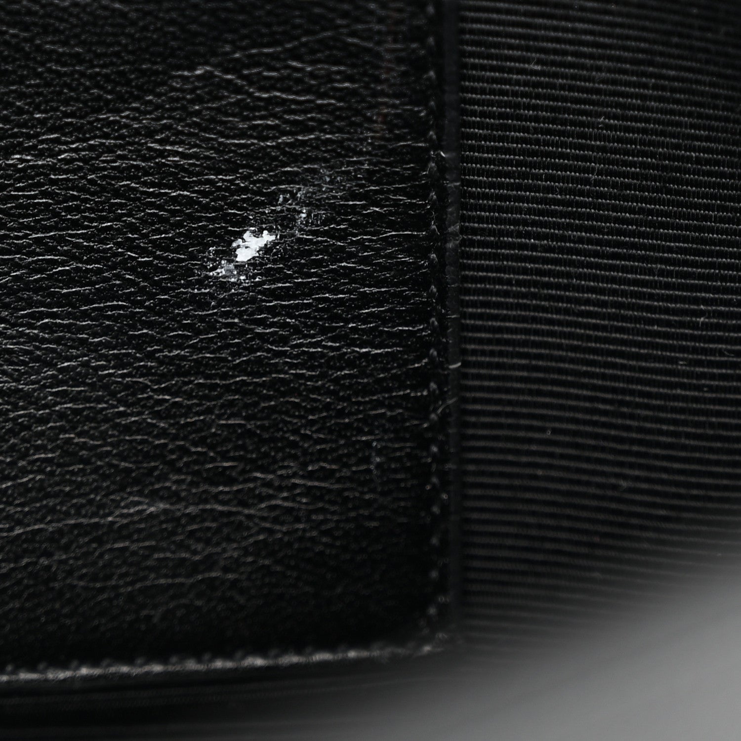 Saint Laurent Grain De Poudre Monogram Cassandre Clutch Black 16 of 17