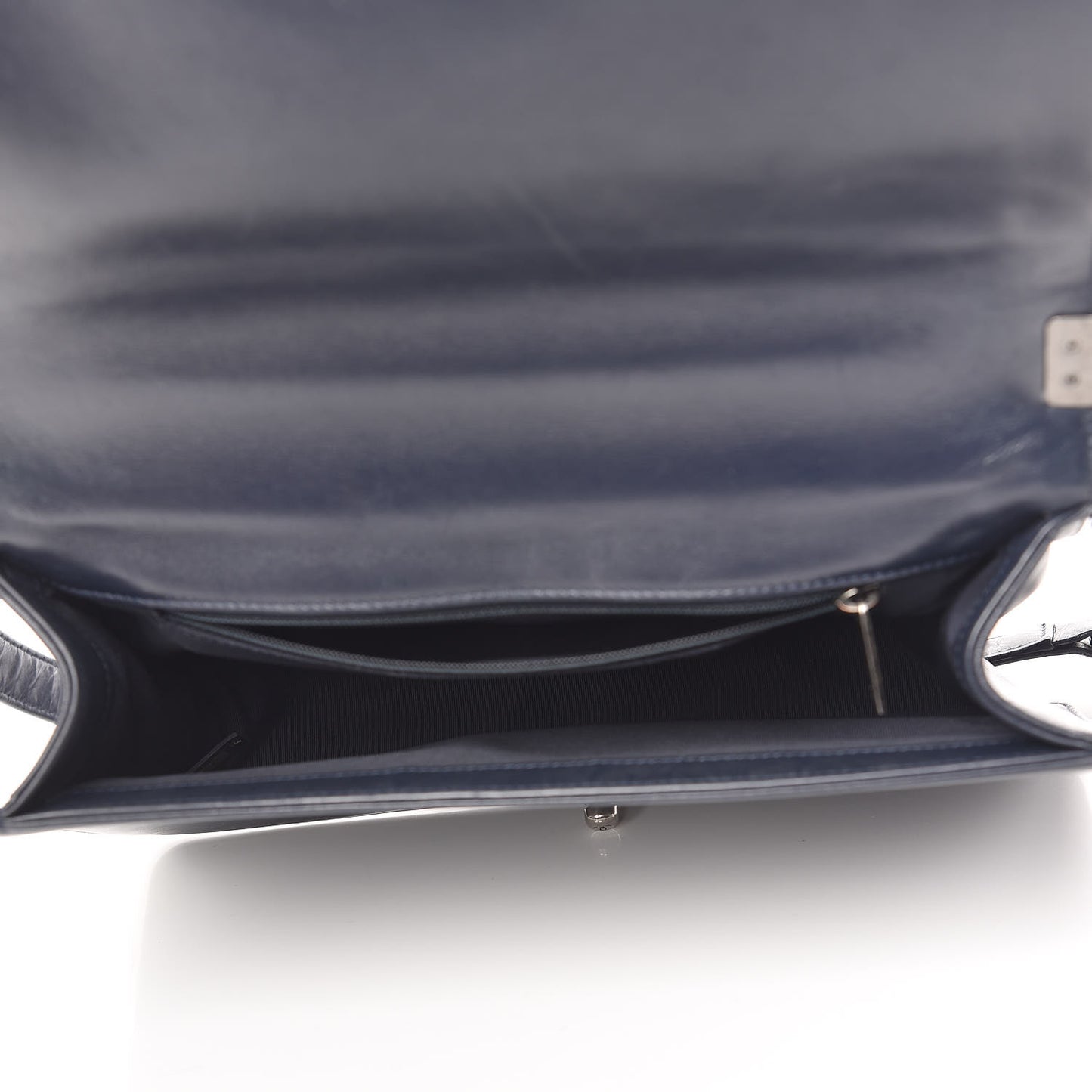Lambskin Quilted New Medium Boy Flap Navy