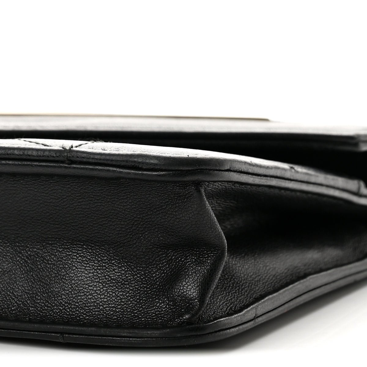 Lambskin Chevron Quilted Wallet On Chain WOC Black