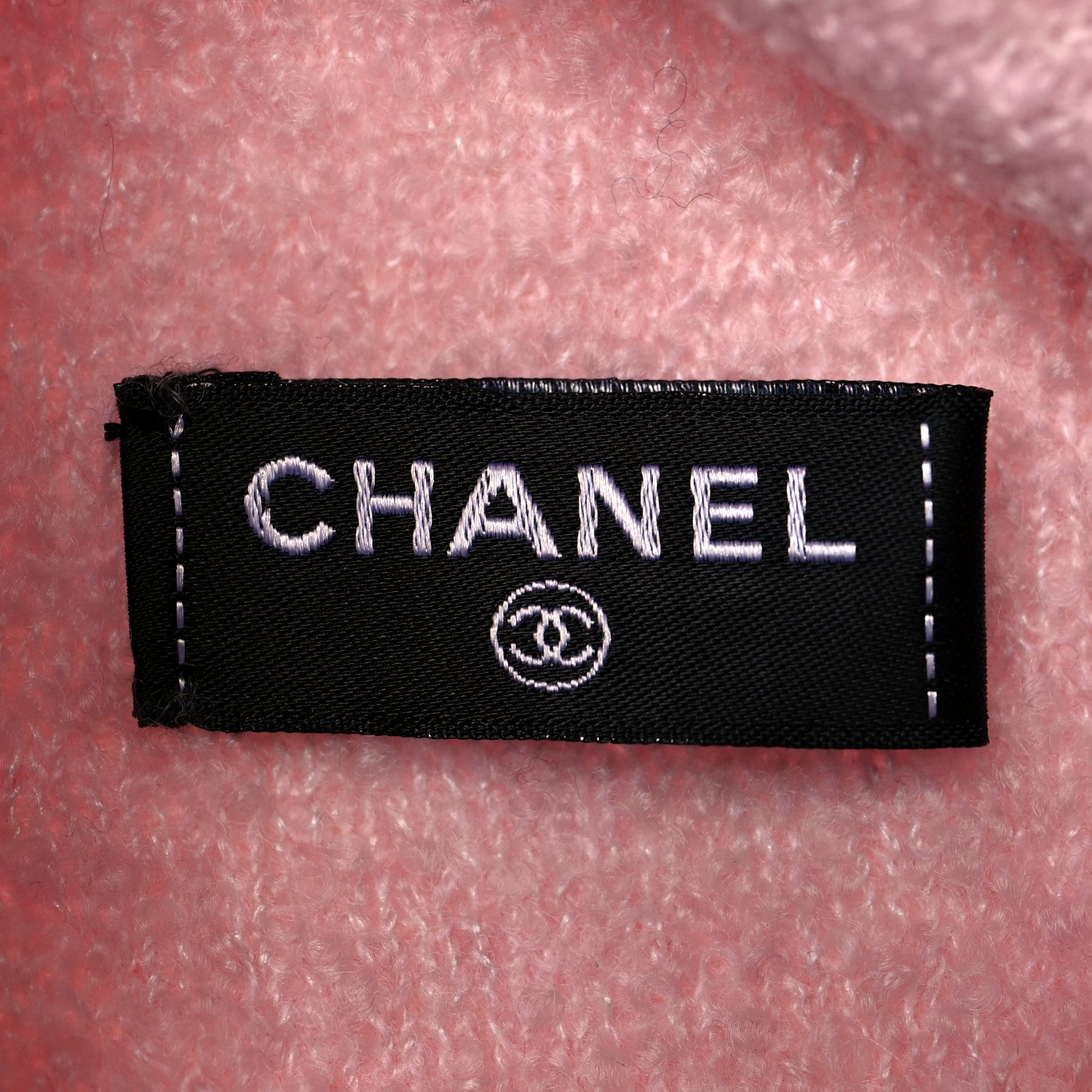 Chanel Cashmere Silk CC Beanie Hat Pink Black 4 of 5
