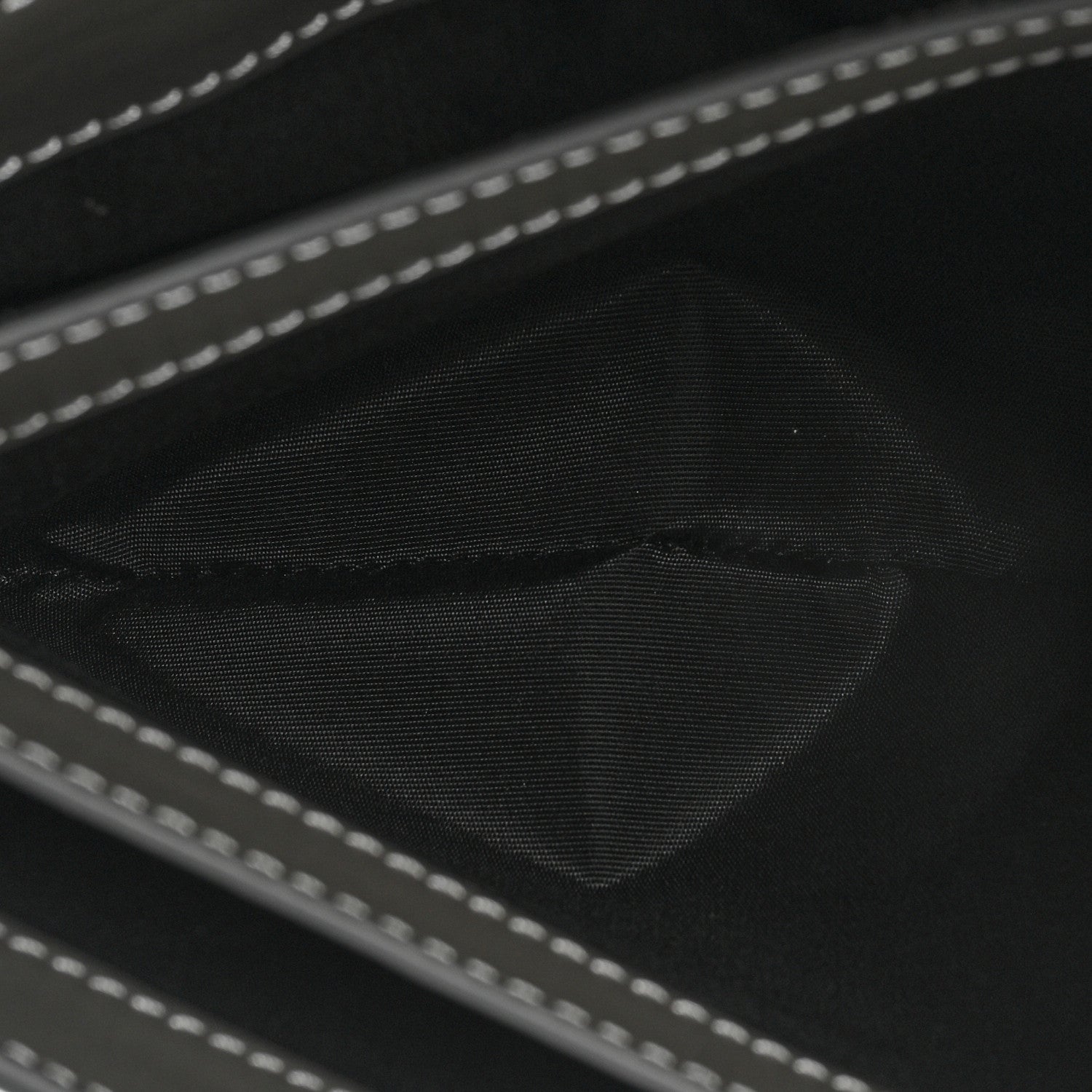 Christian Dior X KAWS Grained Calfskin Saddle Wristlet Grey 6 of 9