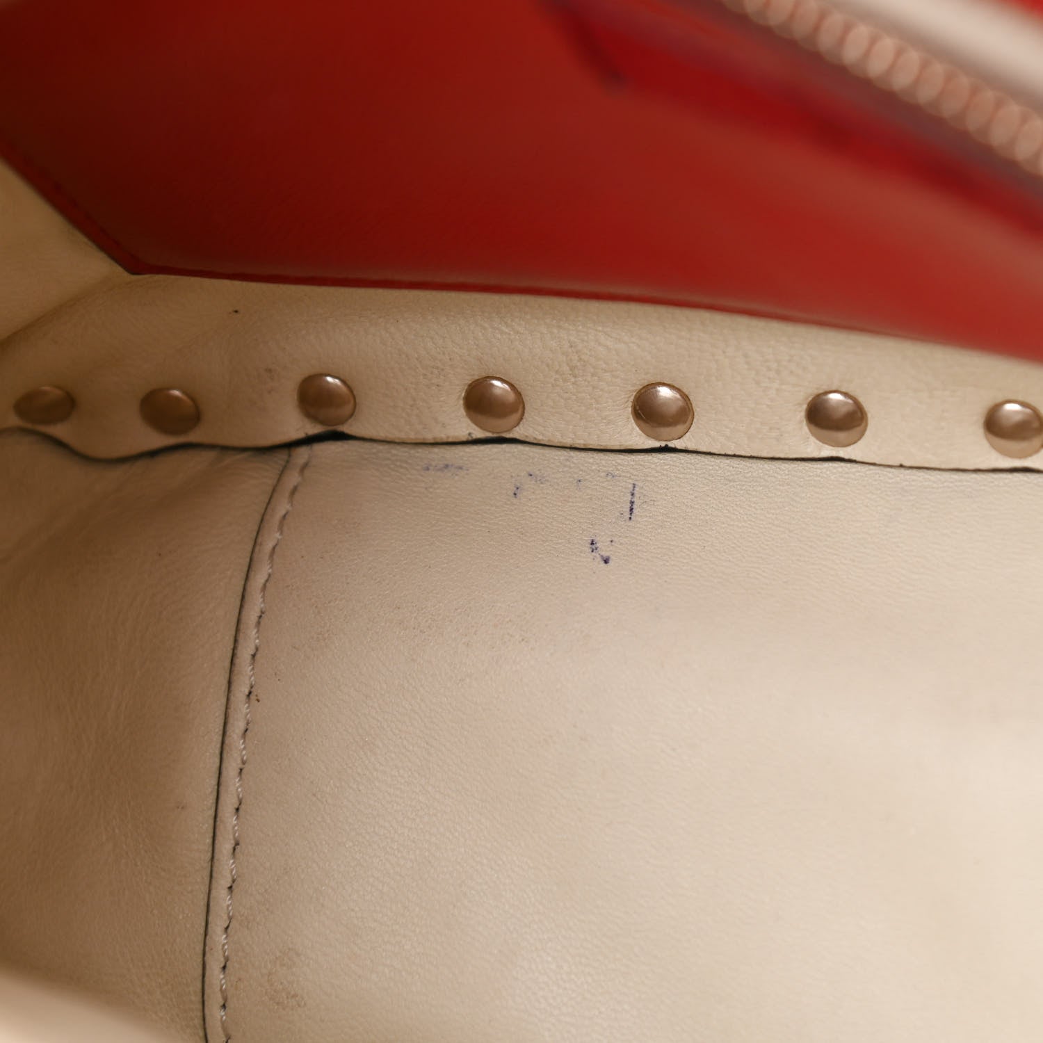 Valentino Garavani Nappa Medium Rockstud Spike Shoulder Bag Light Ivory 7 of 12