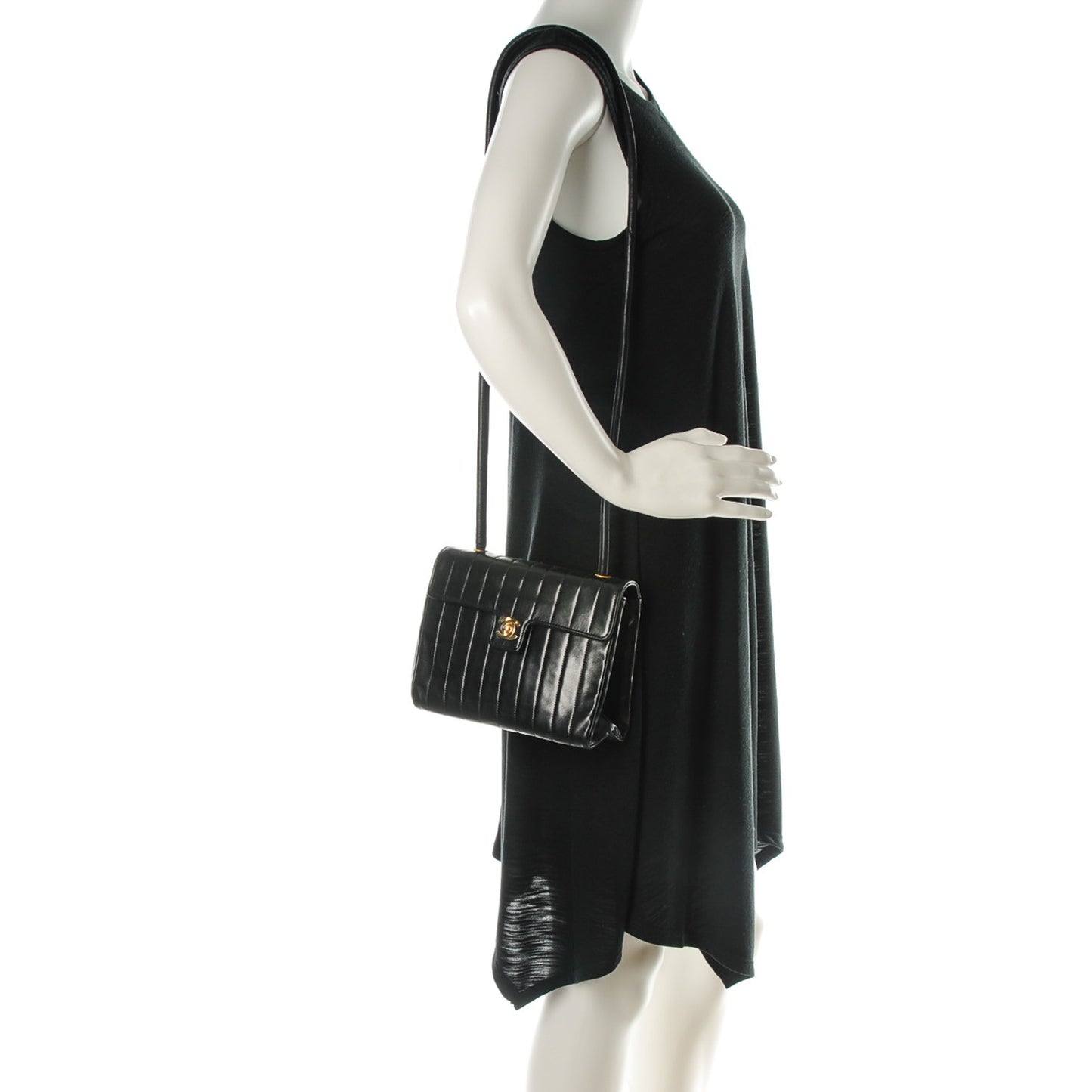Lambskin Vertical Quilted Flap Black