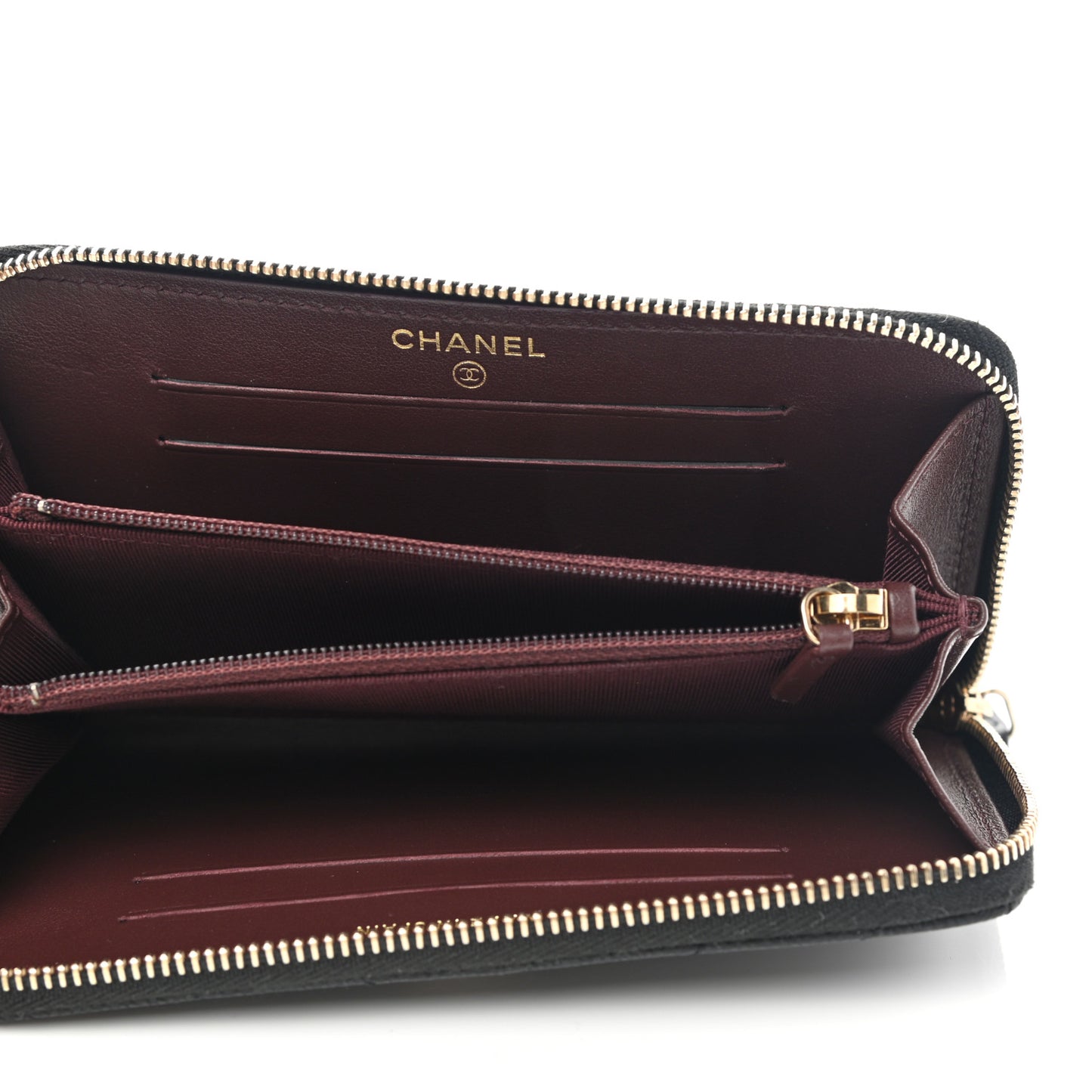 Caviar Chevron Quilted Small Zip Around Wallet Black