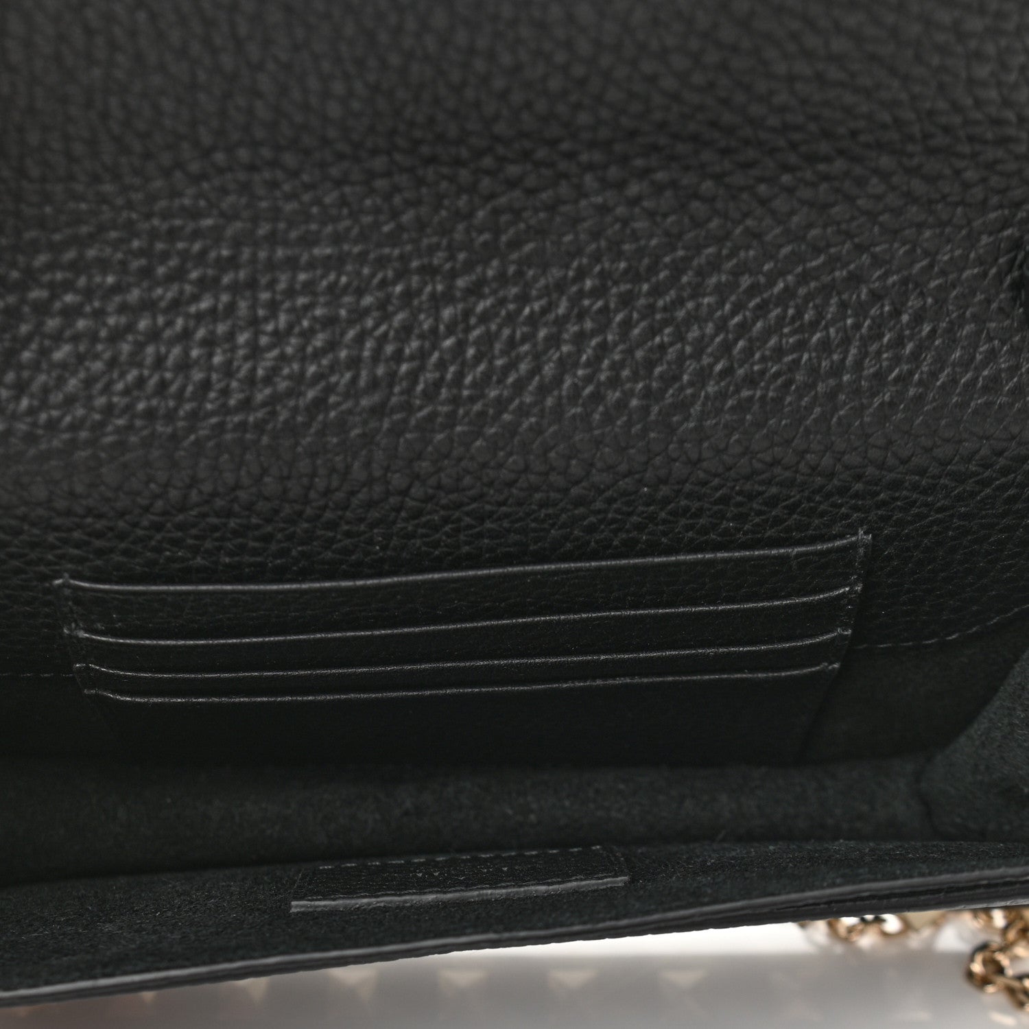 Valentino Garavani Pebbled Calfskin Rockstud Envelope Wallet on Chain Black 4 of 8