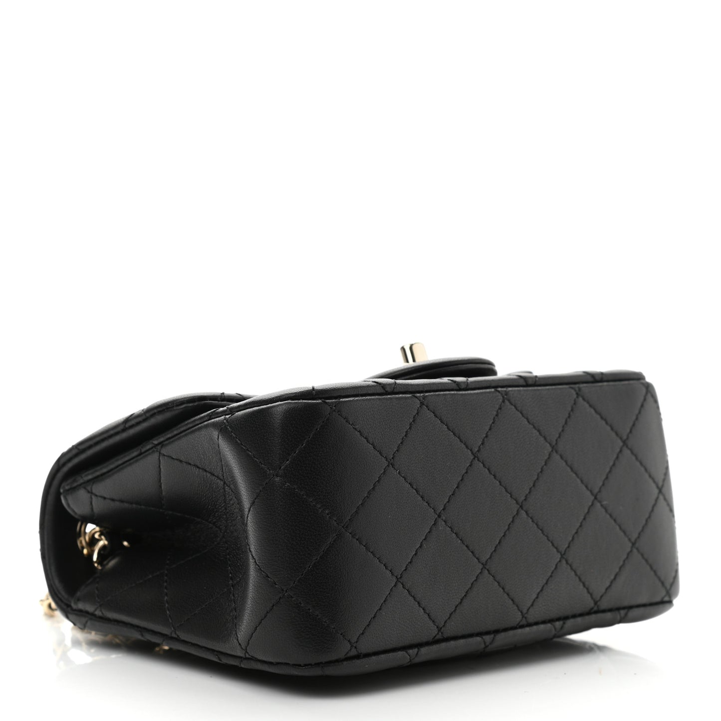 Lambskin Quilted Enamel Mini Pearl Crush Flap Black