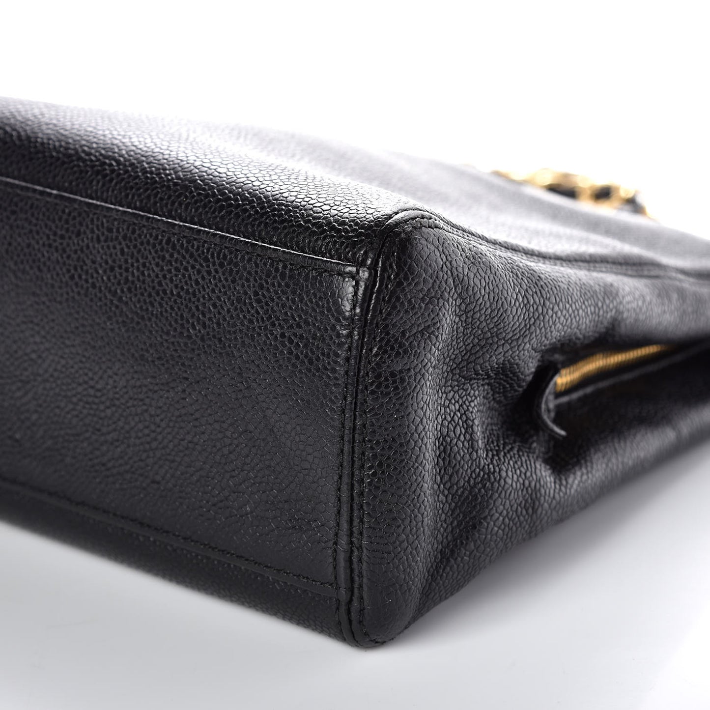 Caviar Shoulder Bag Black