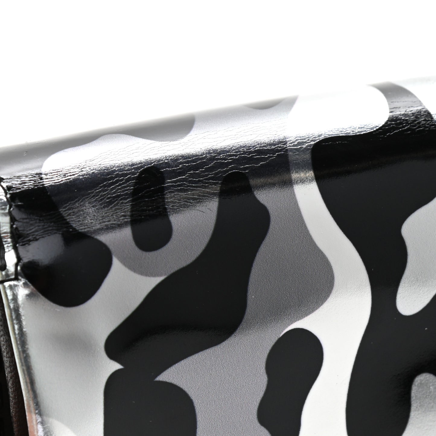 Patent Camoleo Ava Crossbody Bag Steel