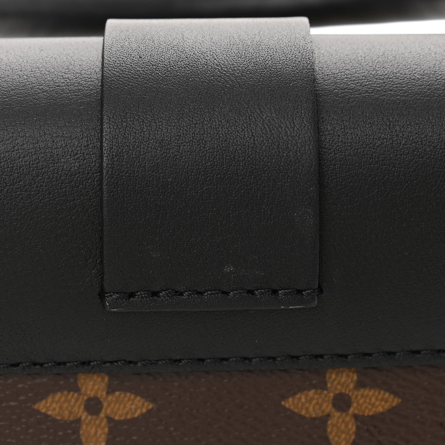 Monogram Locky BB Black