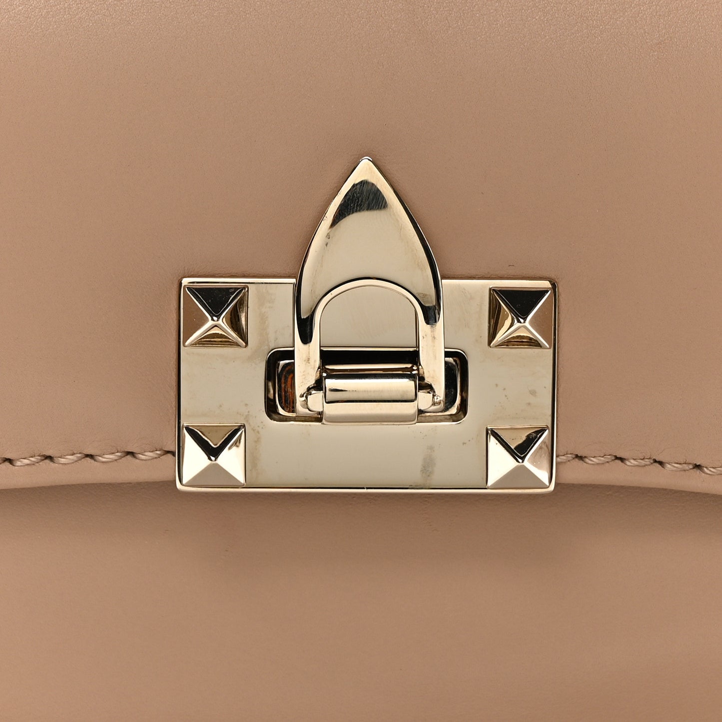 Vitello Rockstud Flip Lock Shoulder Flap Bag Beige