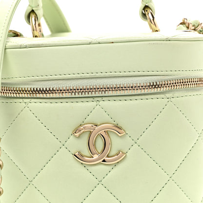 Chanel Lambskin Quilted Trendy Vanity Case Light Green 8 of 11