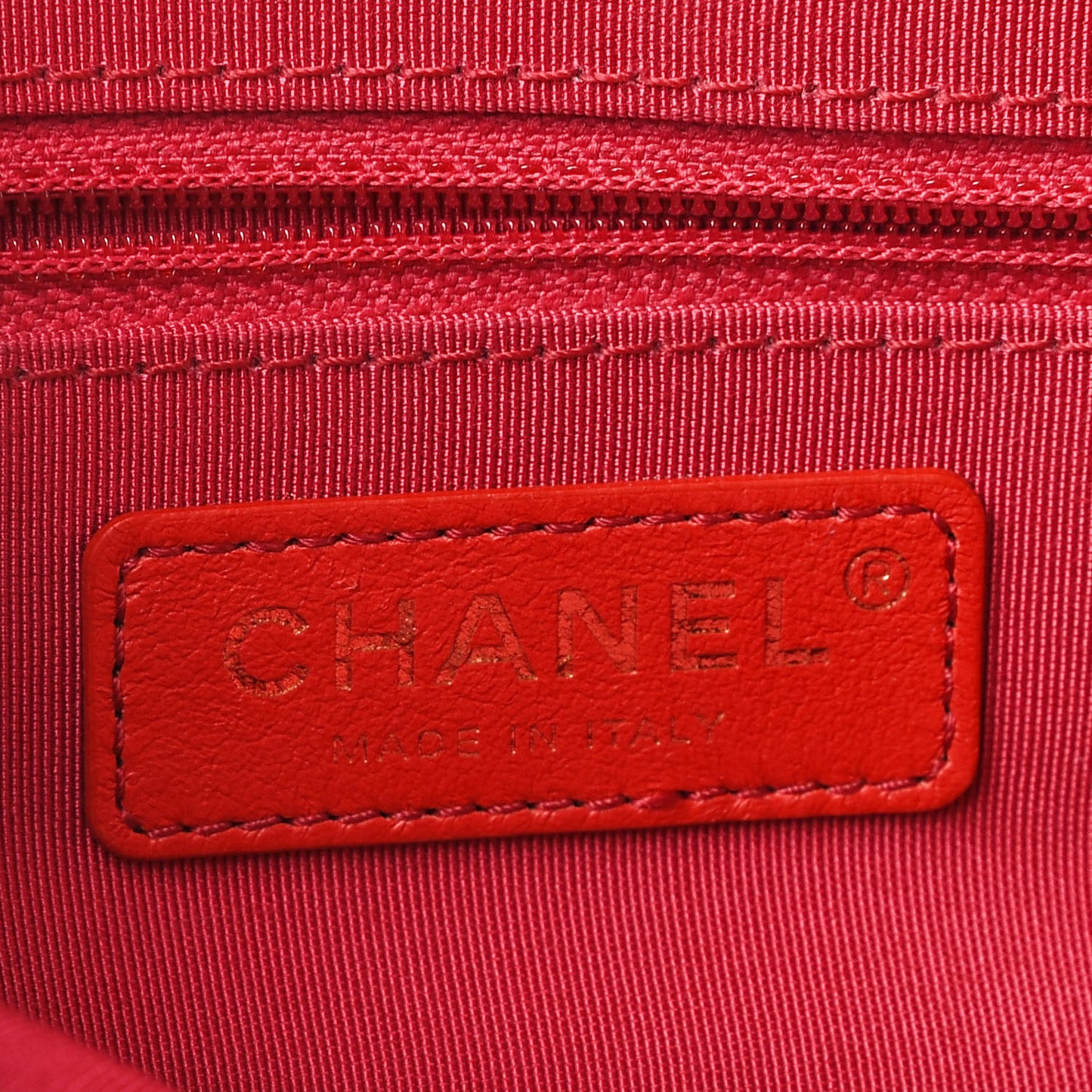 Caviar Quilted Small In & Out Camera Case Pink