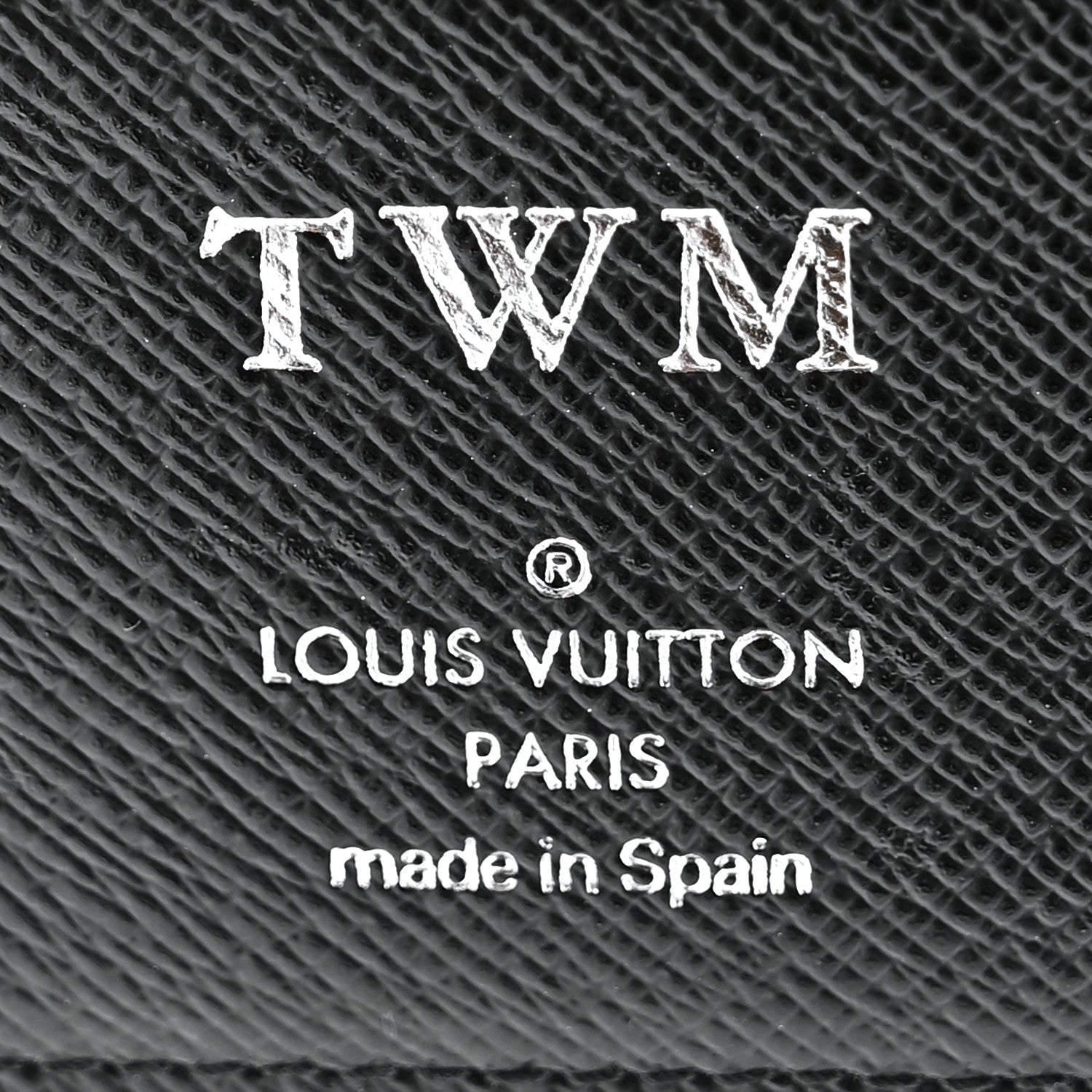 Louis Vuitton Damier Graphite Passport Cover 6 of 7