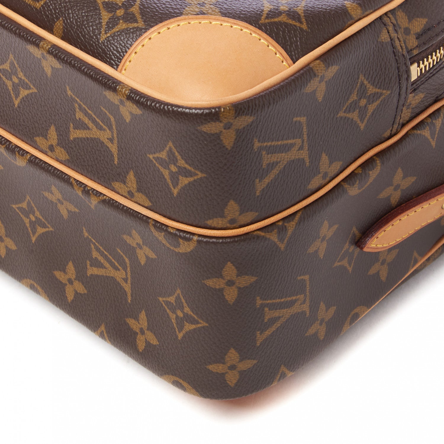 Louis Vuitton Monogram Nil 28 8 of 23