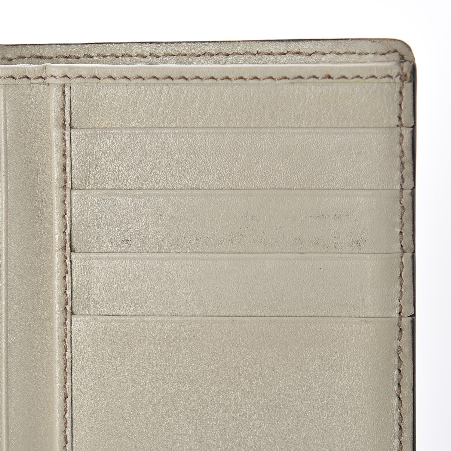 Gucci Guccissima Bi-Fold Wallet White 12 of 17