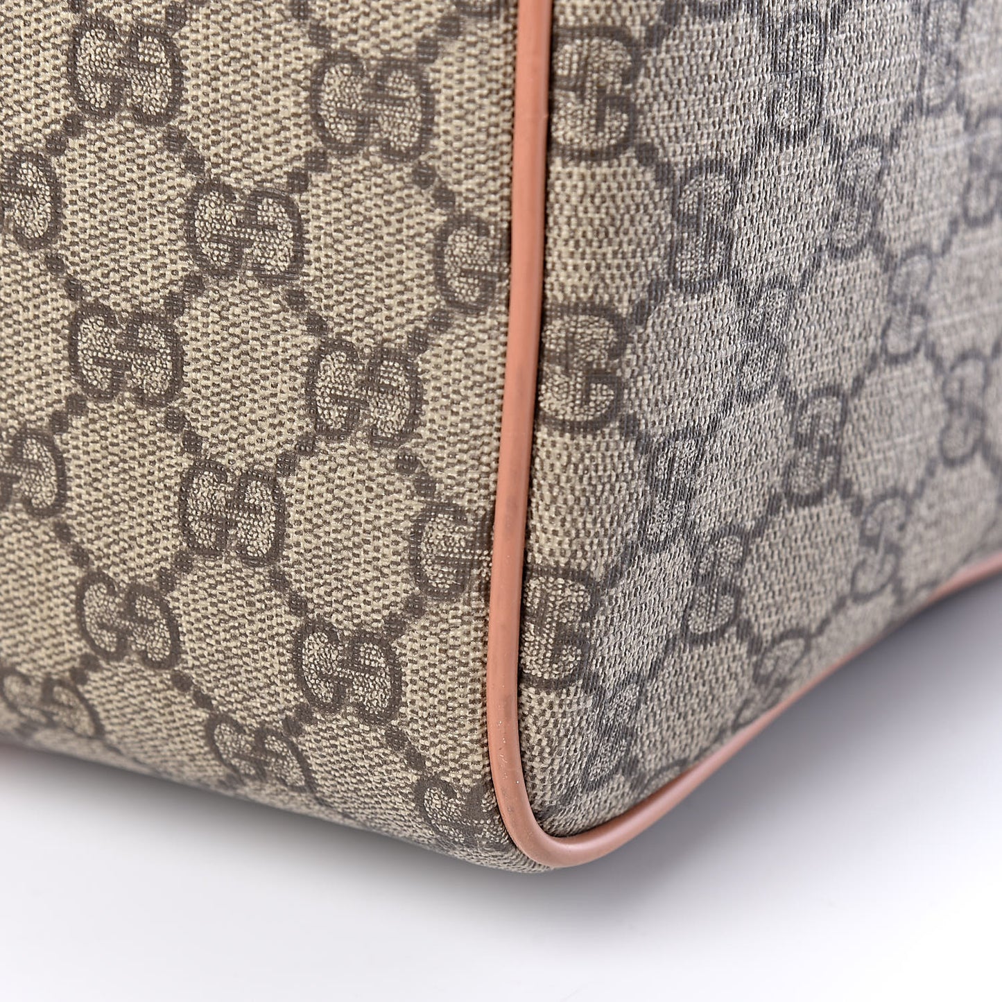 GG Plus Monogram Medium Joy Boston Rose Beige