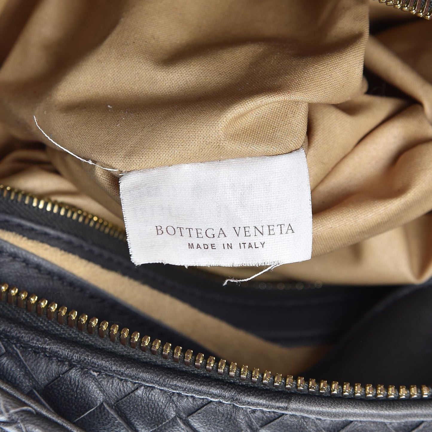 Nappa Intrecciato Pyramid Hobo Ferro Gray