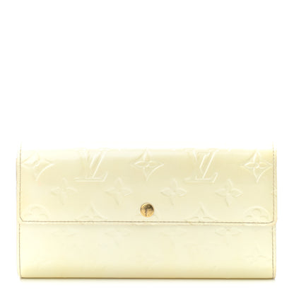 Louis Vuitton Vernis Sarah Wallet Perle 1 of 9