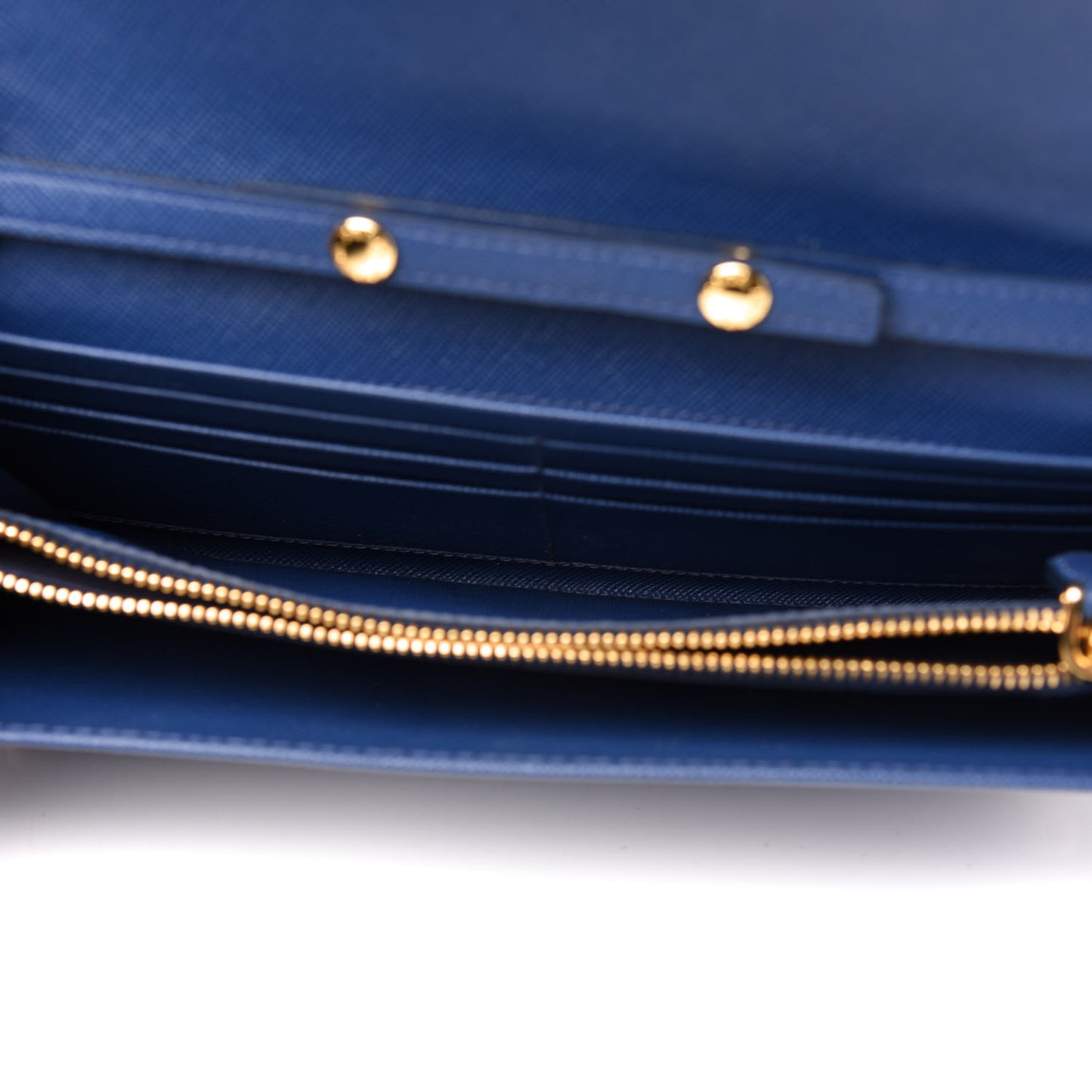 Saffiano Metal Oro Chain Wallet Bleuette