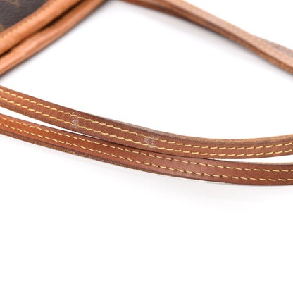 Louis Vuitton Monogram Neverfull MM 14 of 17