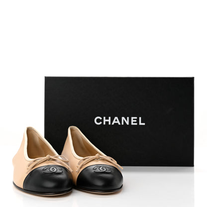 Chanel Lambskin Cap Toe CC Ballerina Flats 38 Beige Black 11 of 11