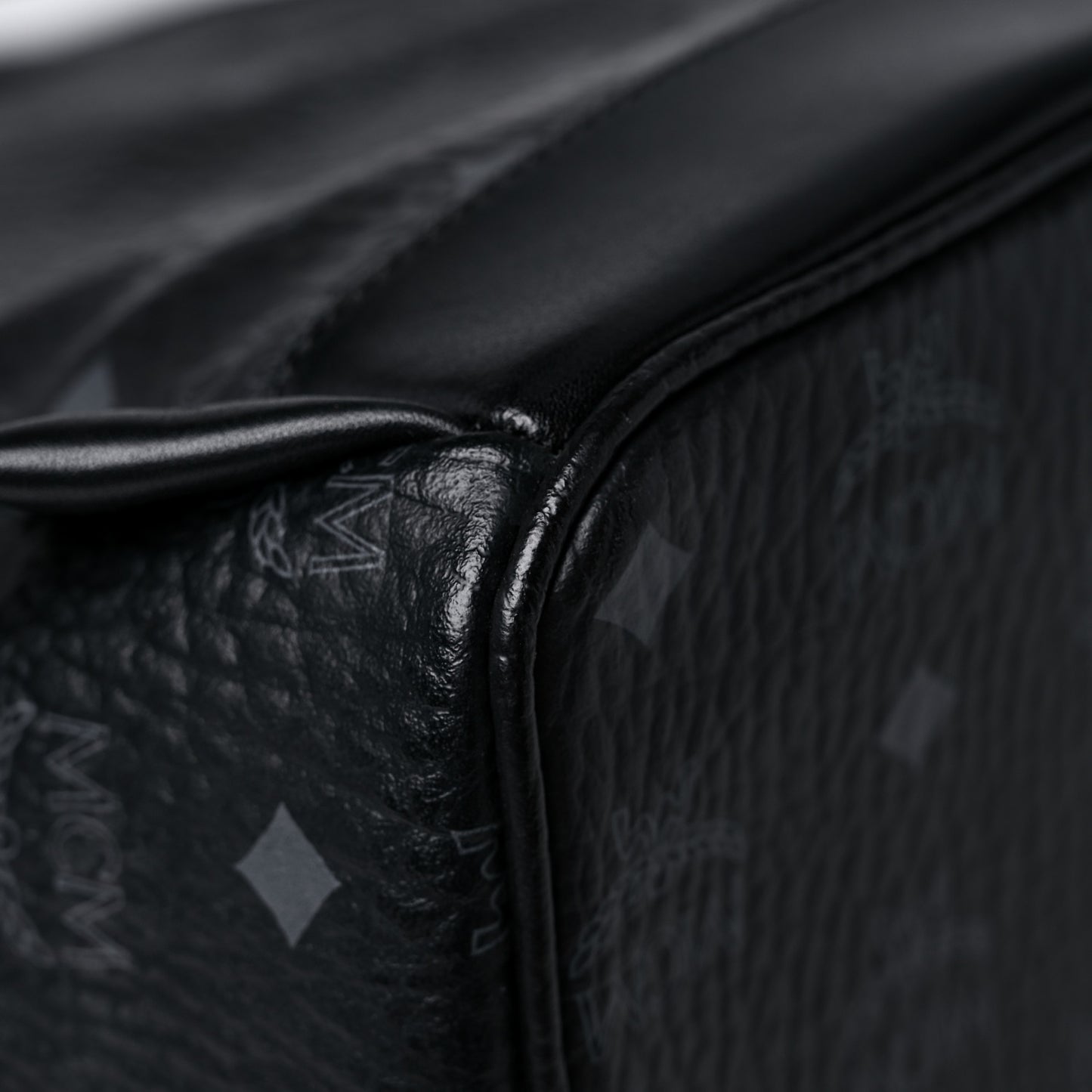 Visetos Studded Medium Stark M Backpack Black