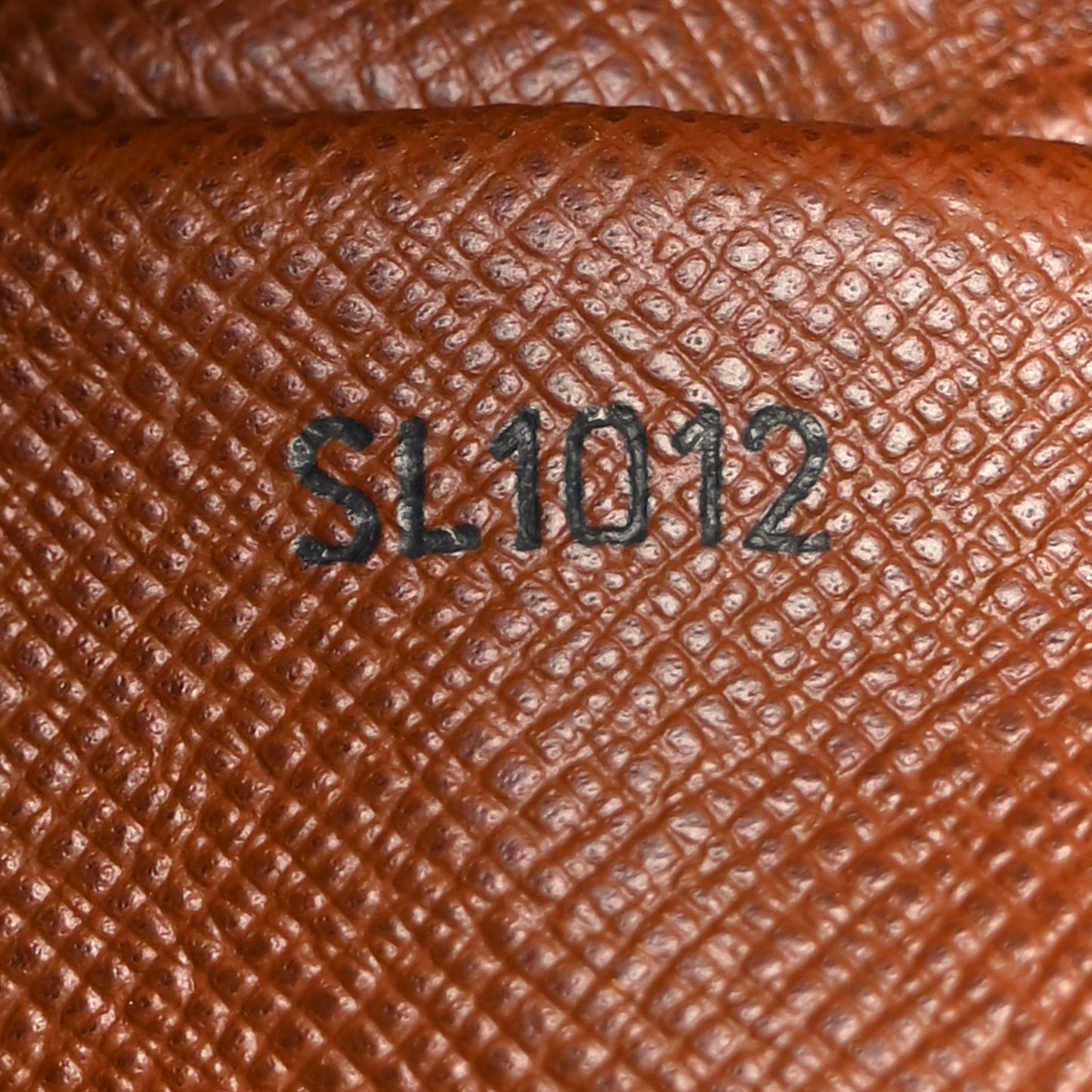 Monogram Danube 21