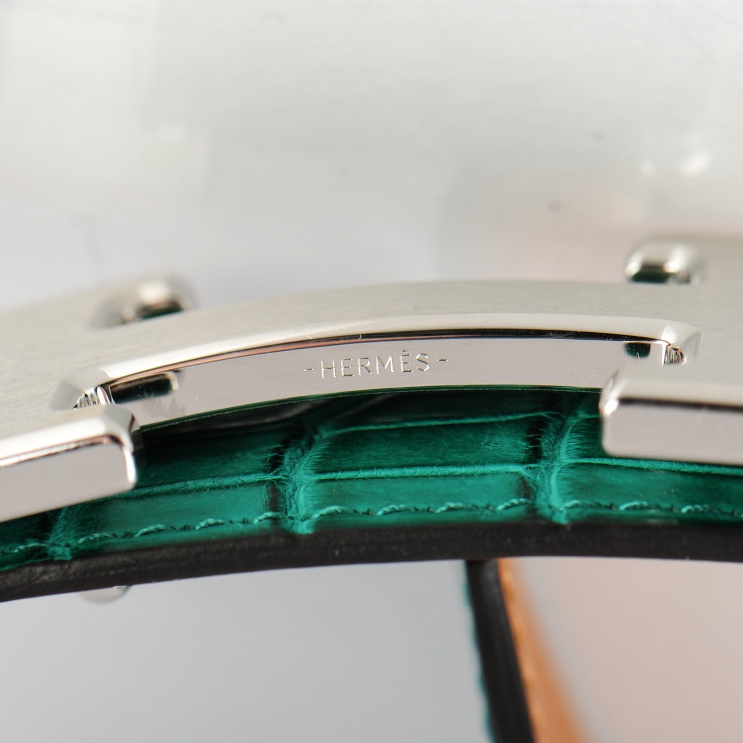 Matte Porosus Crocodile 32mm H Belt 90 Malachite