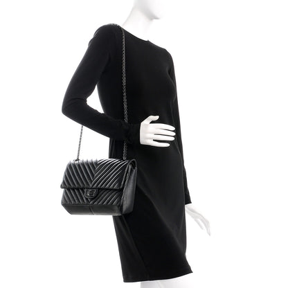 Chanel Aged Calfskin Chevron 2.55 Reissue 226 So Black 2 of 9