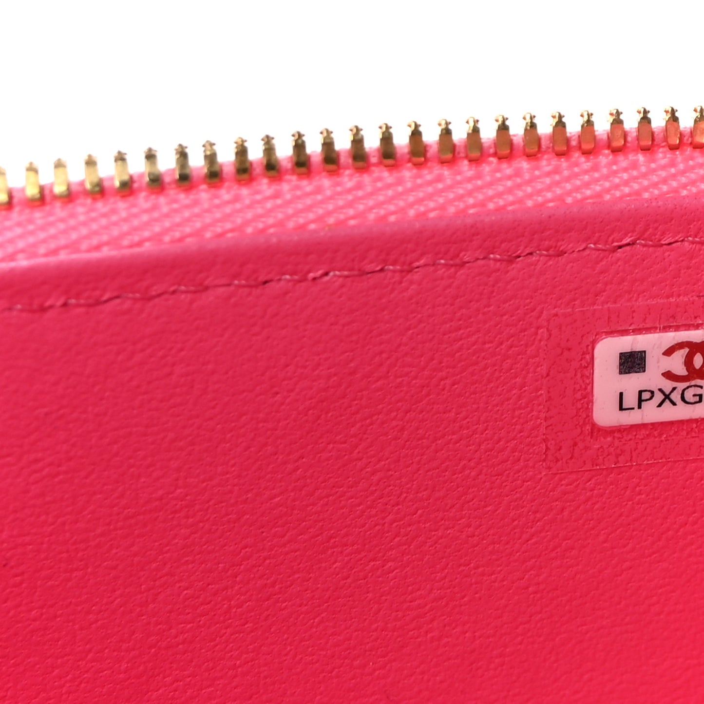 Lambskin Enamel Quilted Small Coco Hearts Vanity Case With Chain Pink