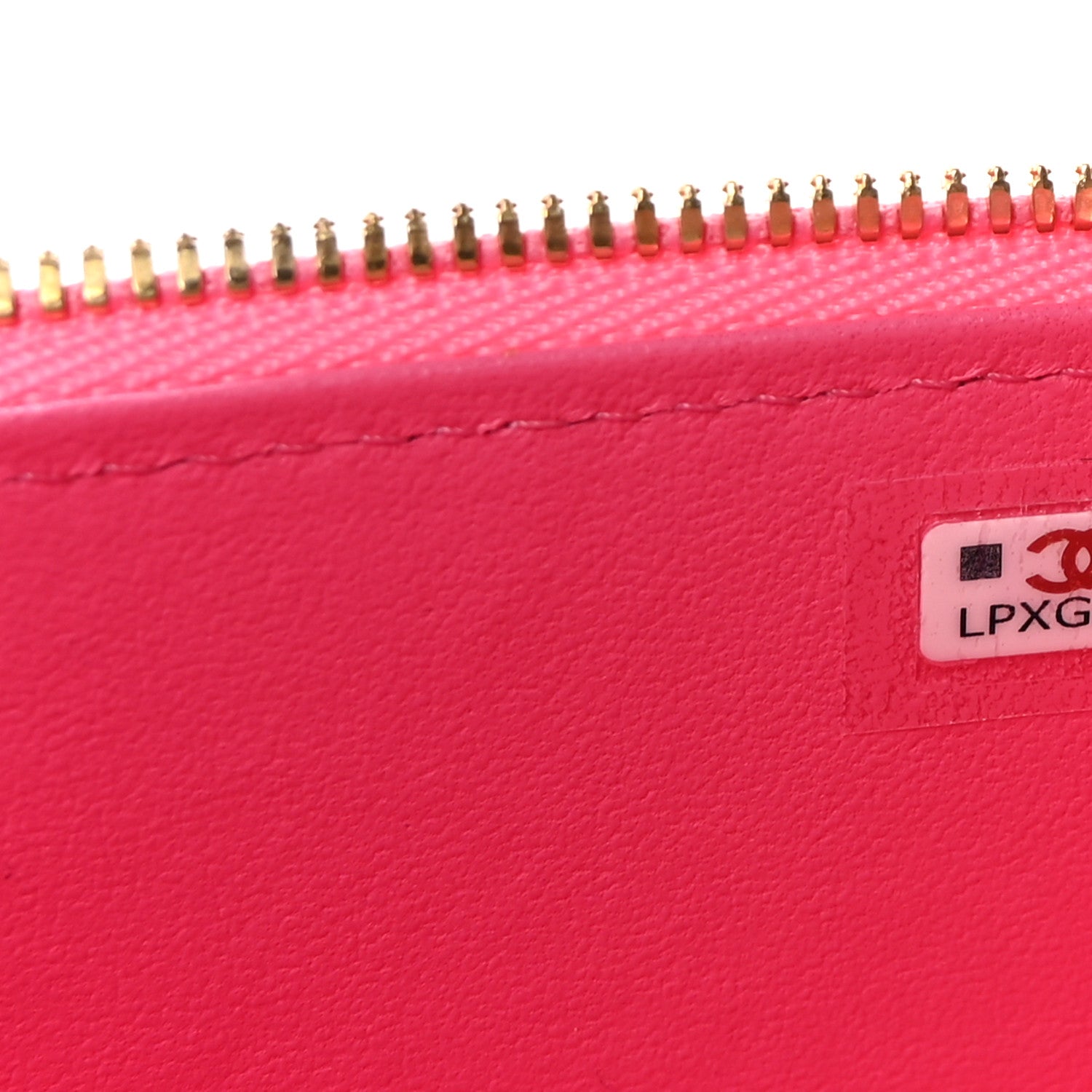 Chanel Lambskin Enamel Quilted Small Coco Hearts Vanity Case With Chain Pink 7 of 11