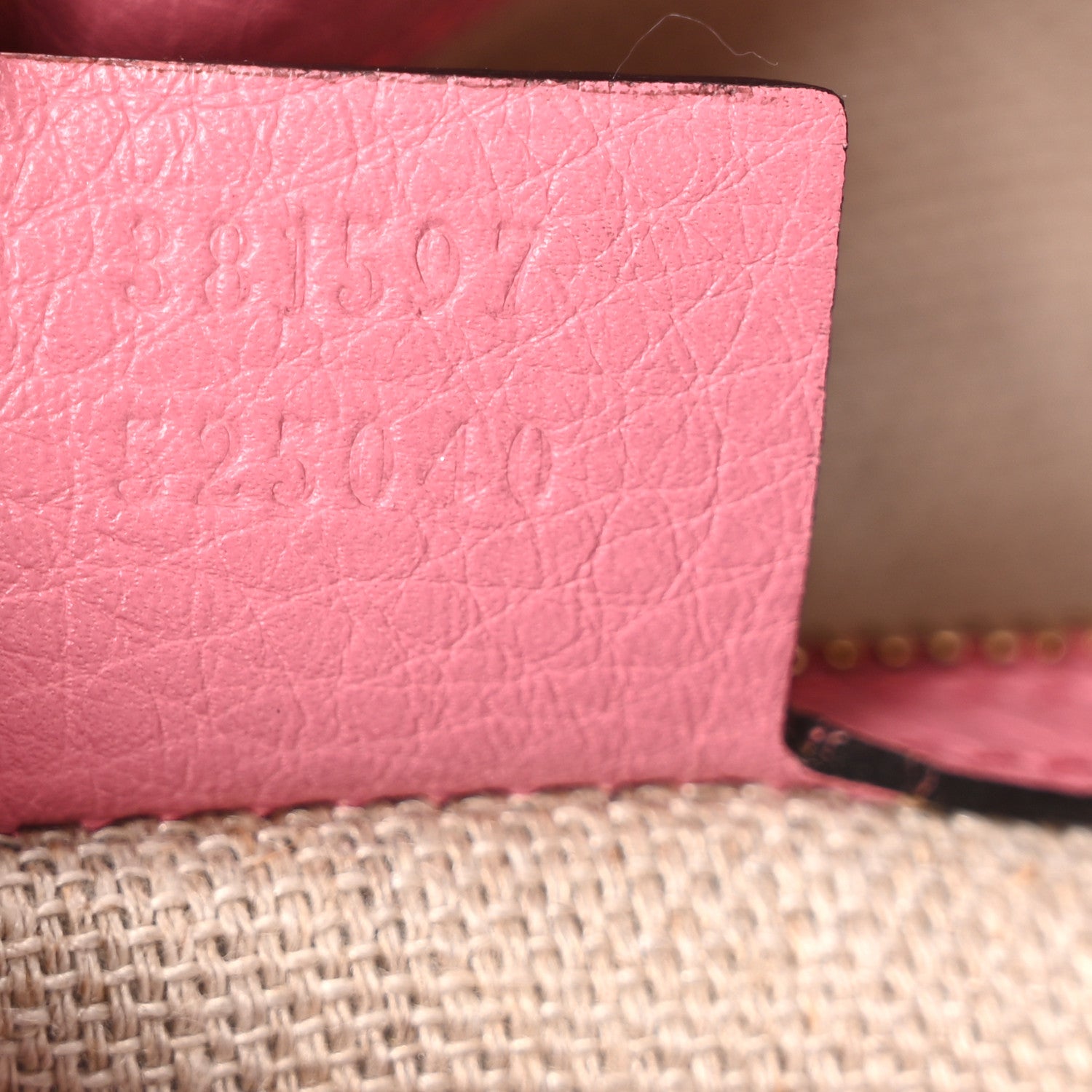 Gucci GG Monogram Calfskin Bucket Bag Pink 1777941 – FASHIONPHILE