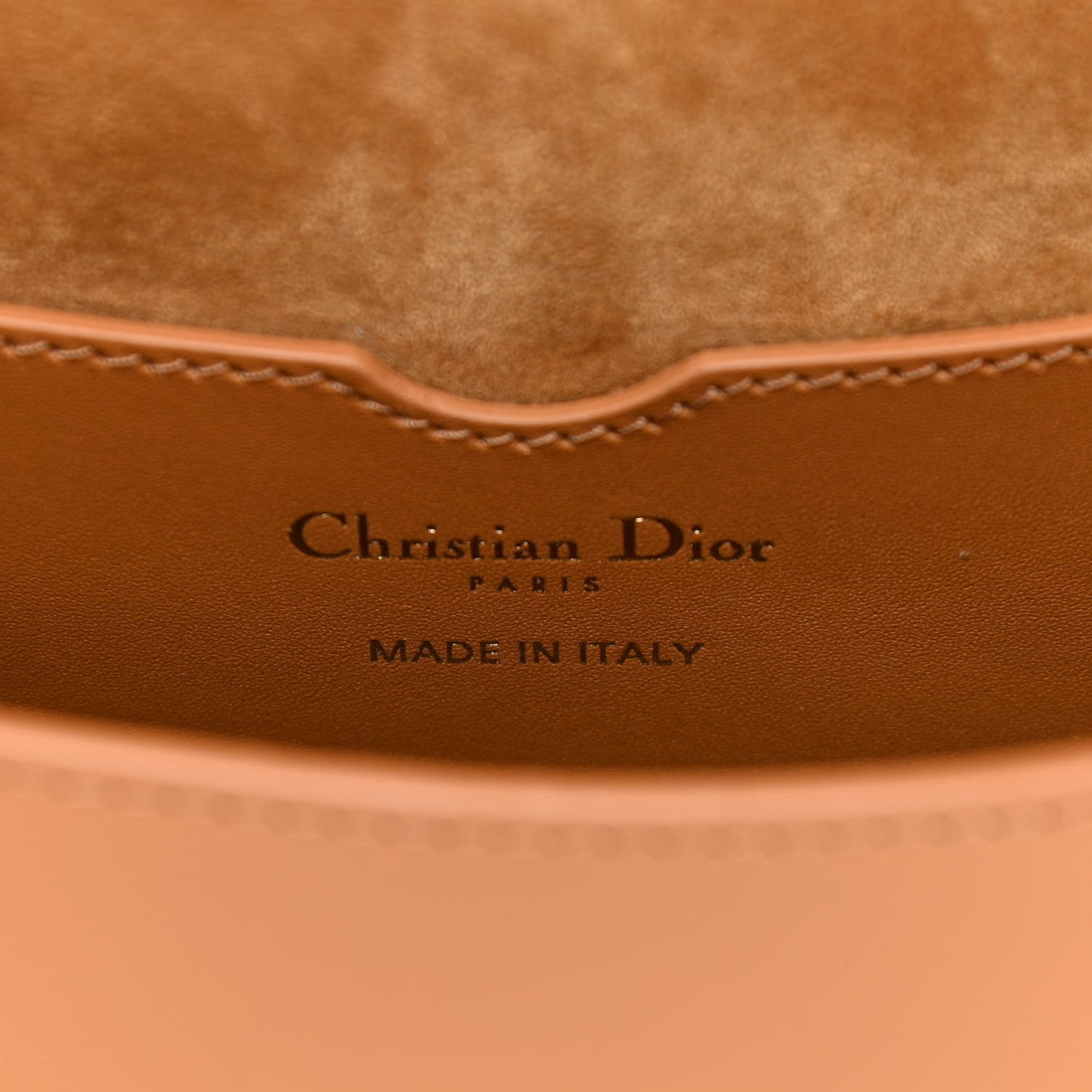 Box Calfskin Medium Bobby Flap Camel