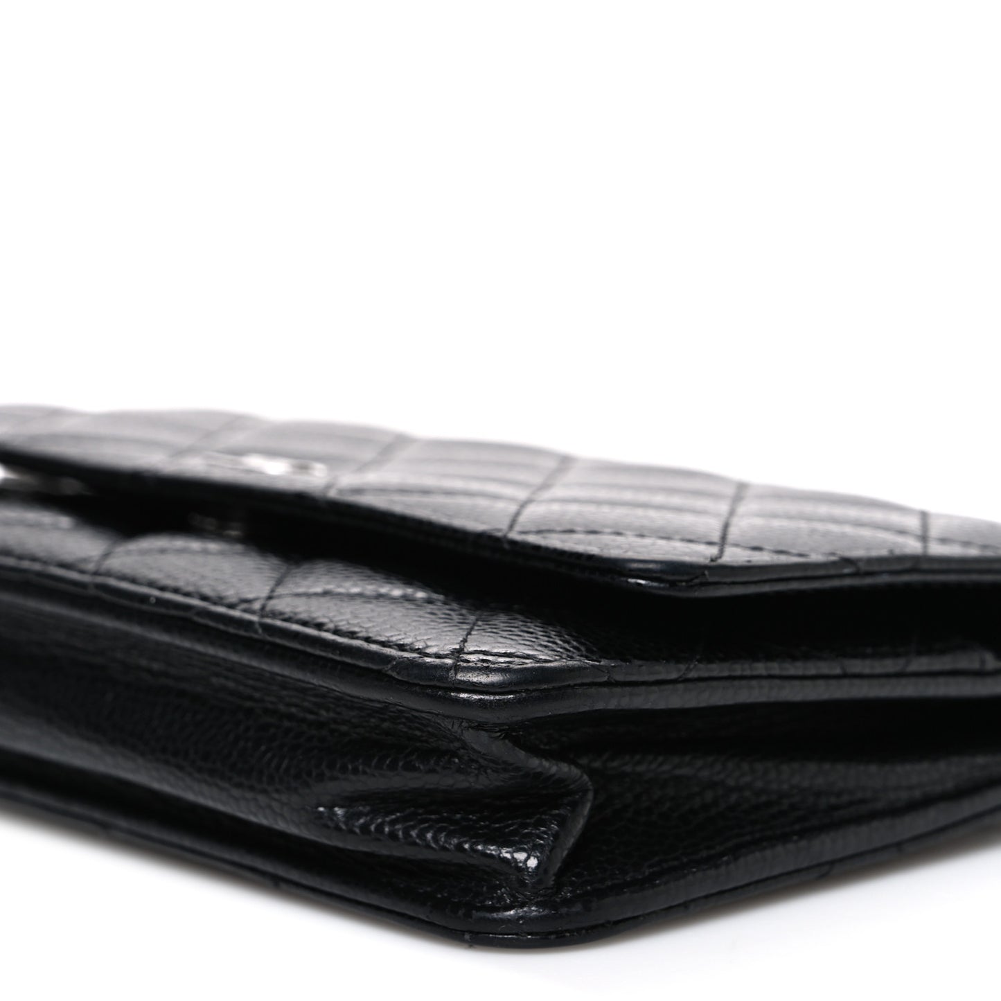 Caviar Quilted Wallet on Chain WOC Black