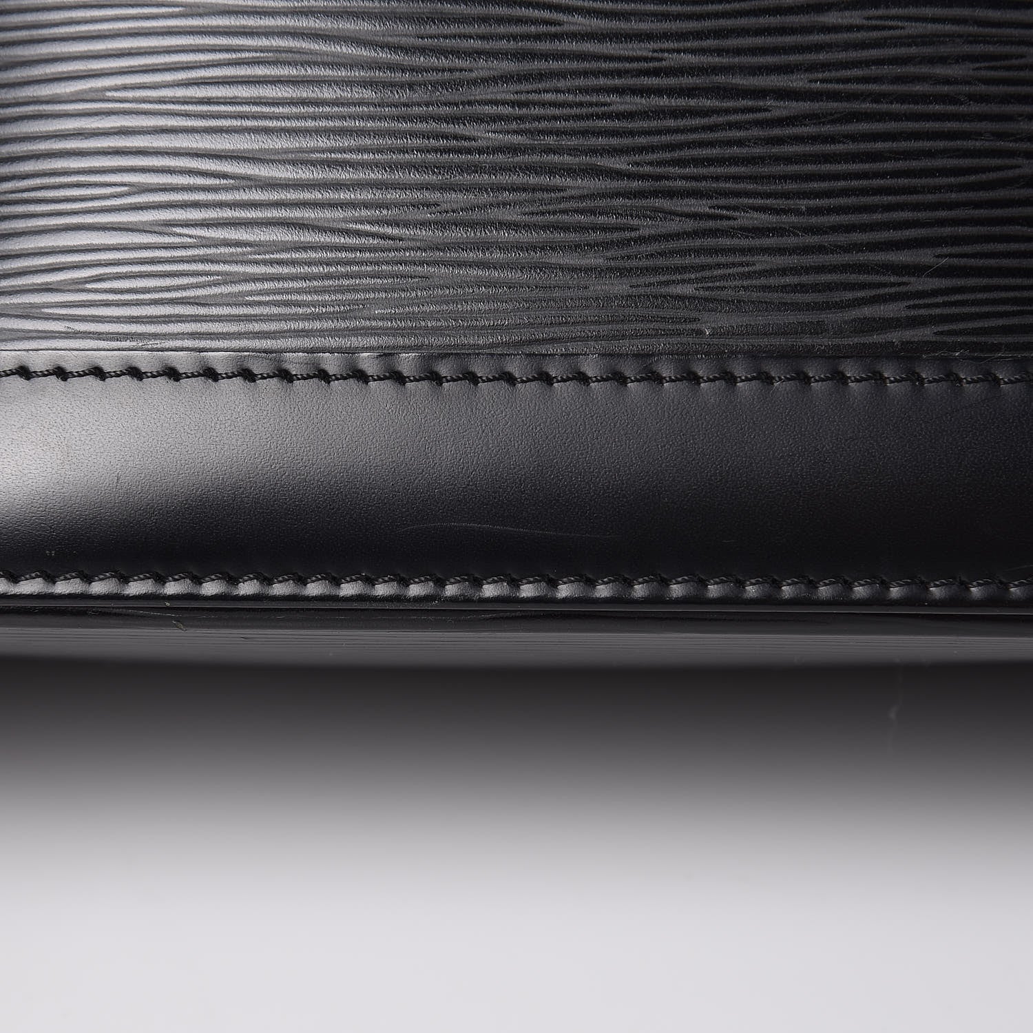 Louis Vuitton Epi Lockit Black 10 of 10