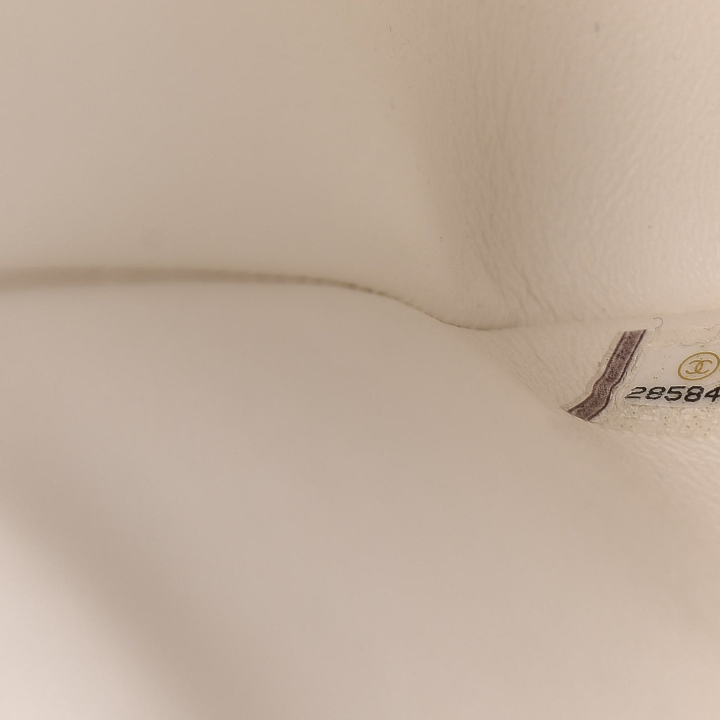 Caviar Quilted Jumbo Double Flap White