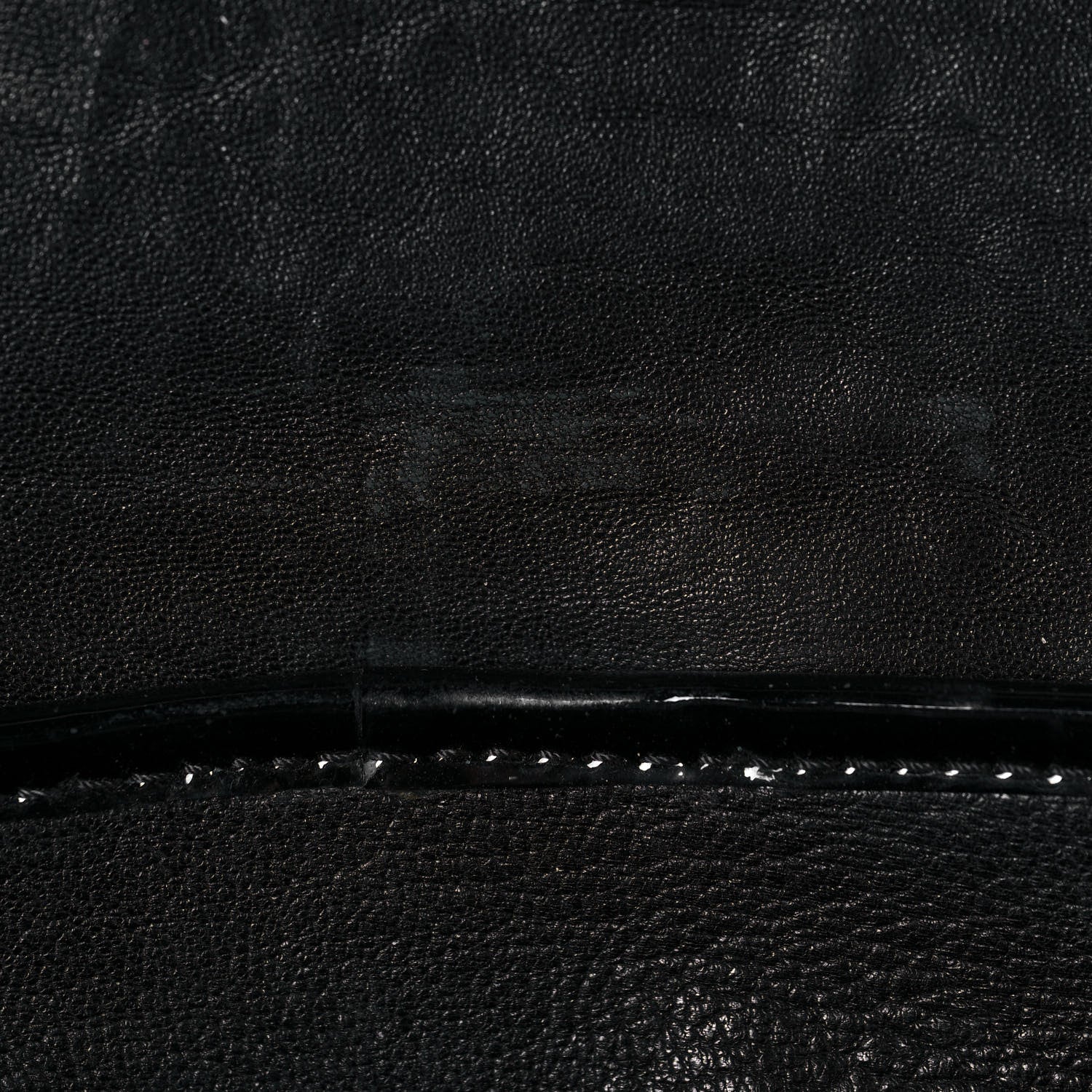 Fendi Nappa Patent Large B Bag Black 20 of 28