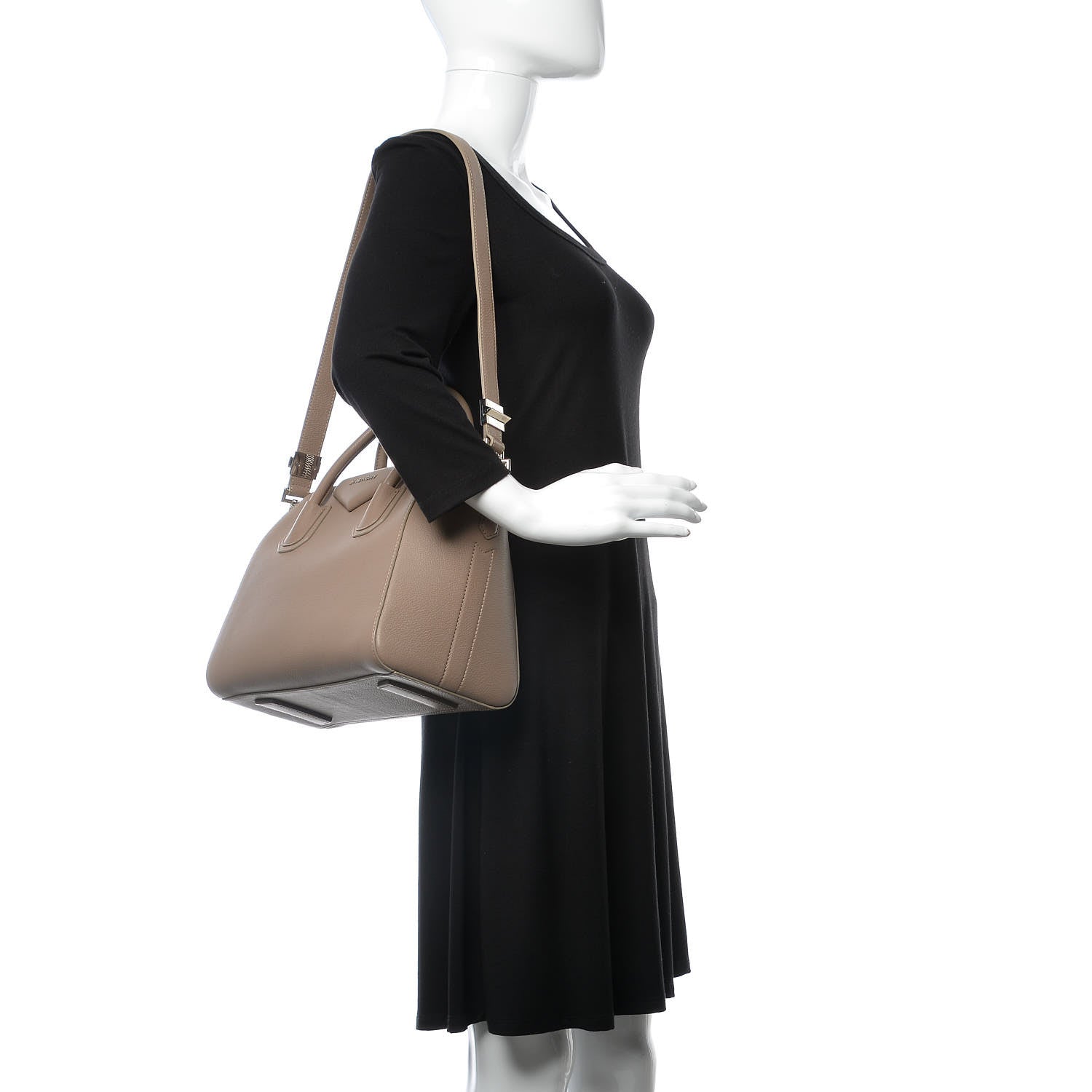 Givenchy Sugar Goatskin Small Antigona Dark Sand 3 of 8