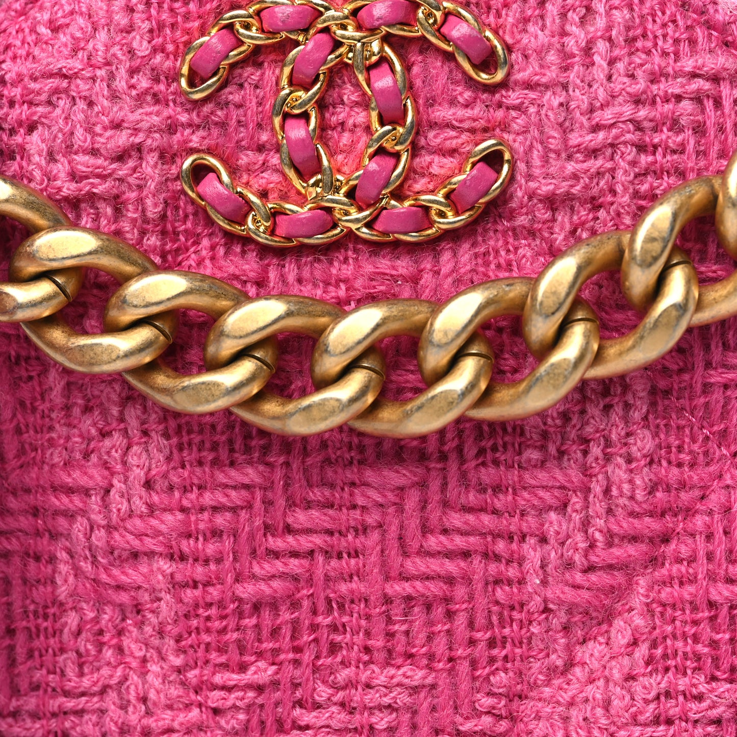 Wool Tweed Lambskin Quilted Chanel 19 Round Clutch With Chain and Coin Purse Fuchsia