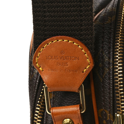Louis Vuitton Monogram Reporter PM 7 of 11