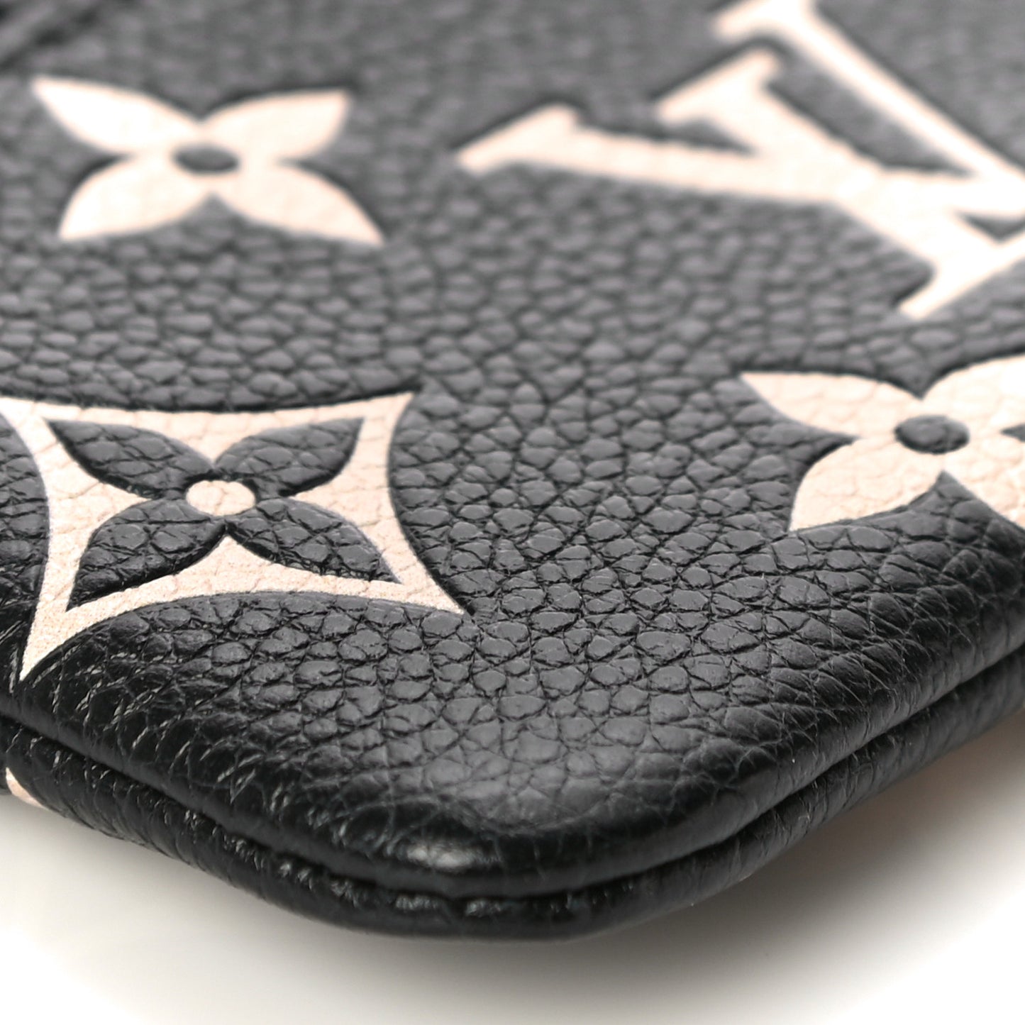 Empreinte Monogram Giant Key Pouch Black Beige