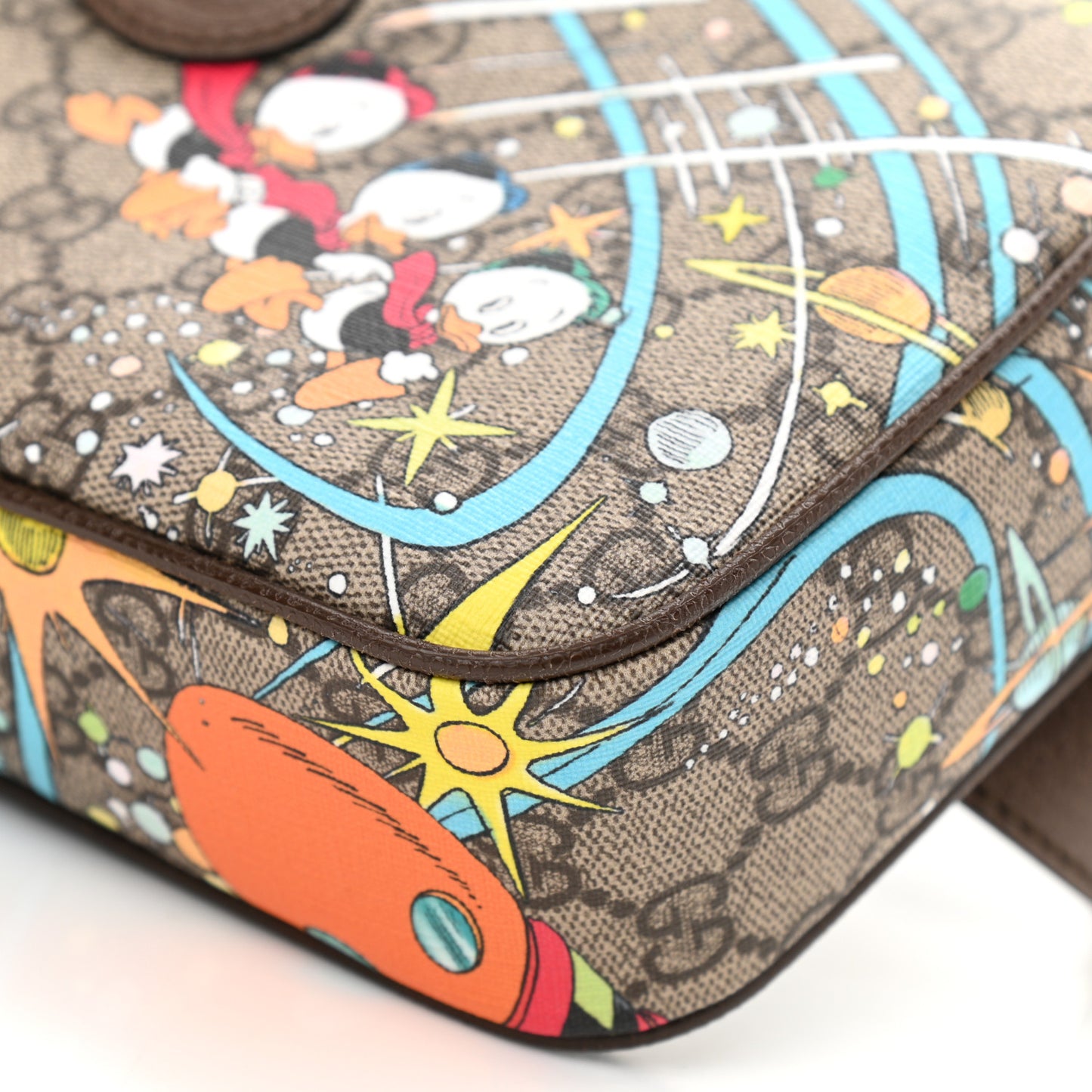 X DISNEY GG Supreme Monogram Donald Duck Small Interlocking G Belt Bag 90 36 Beige Multicolor New Acero