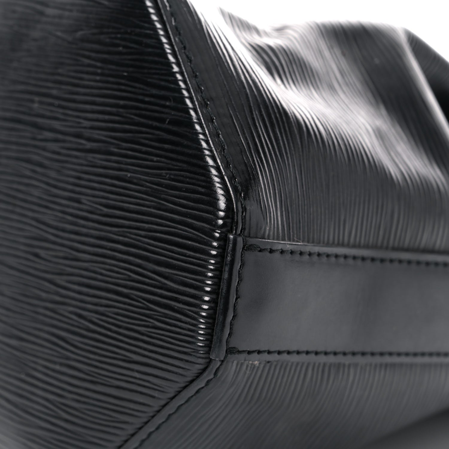 Louis Vuitton Epi Sac D'Epaule Black 8 of 26